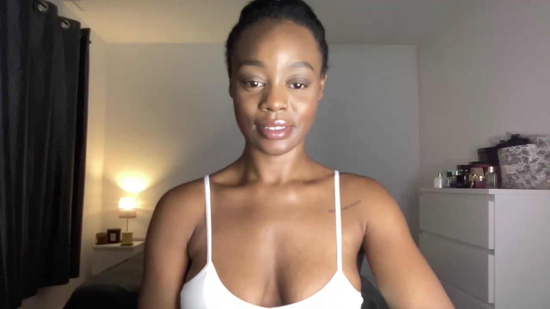 Gallery image thumbnail from SweetXEbony1's myfreecams stream on, 06/20/2023, 22:20 image 11 of 20