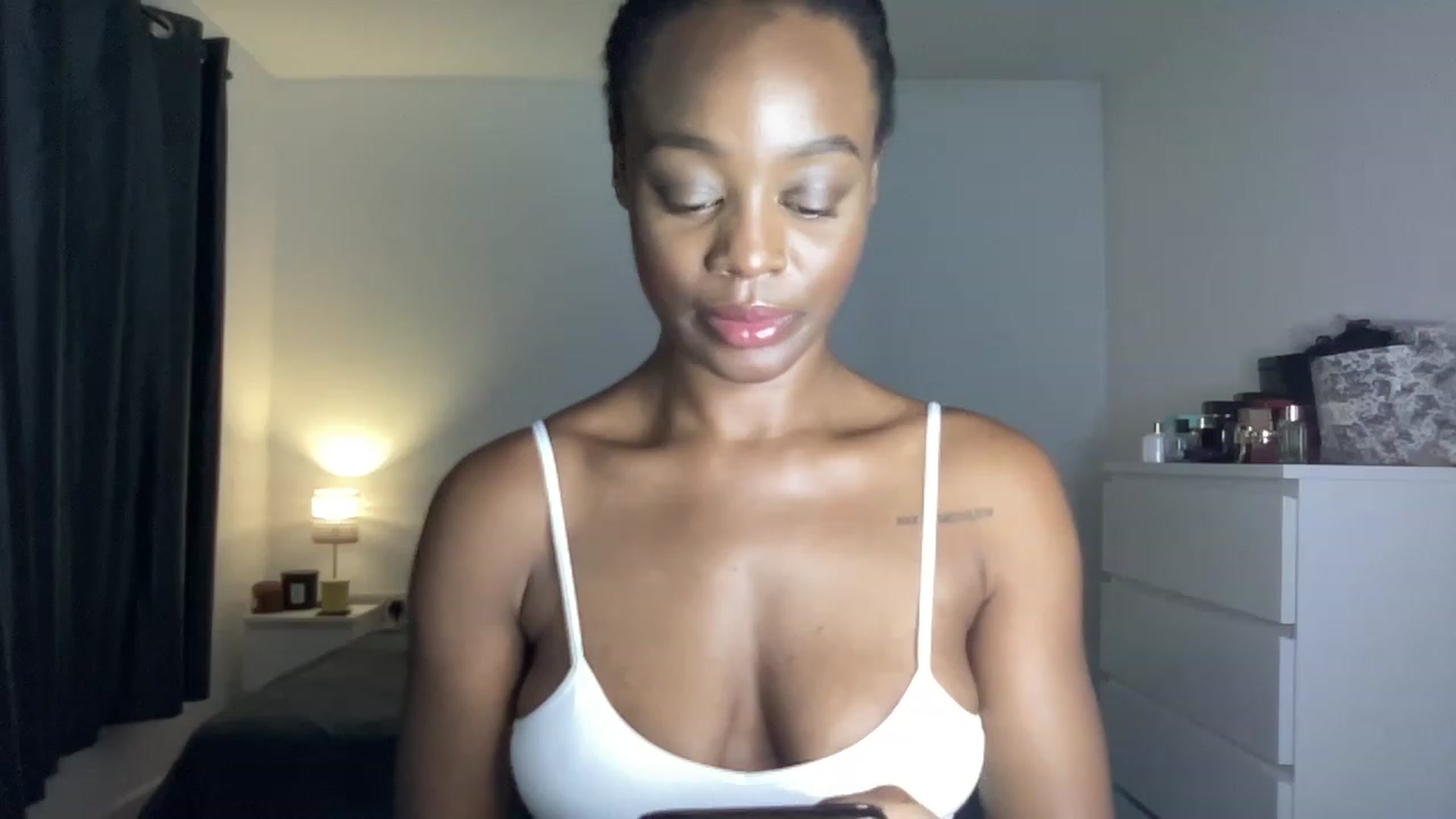 Gallery image thumbnail from SweetXEbony1's myfreecams stream on, 06/20/2023, 23:01 image 8 of 20