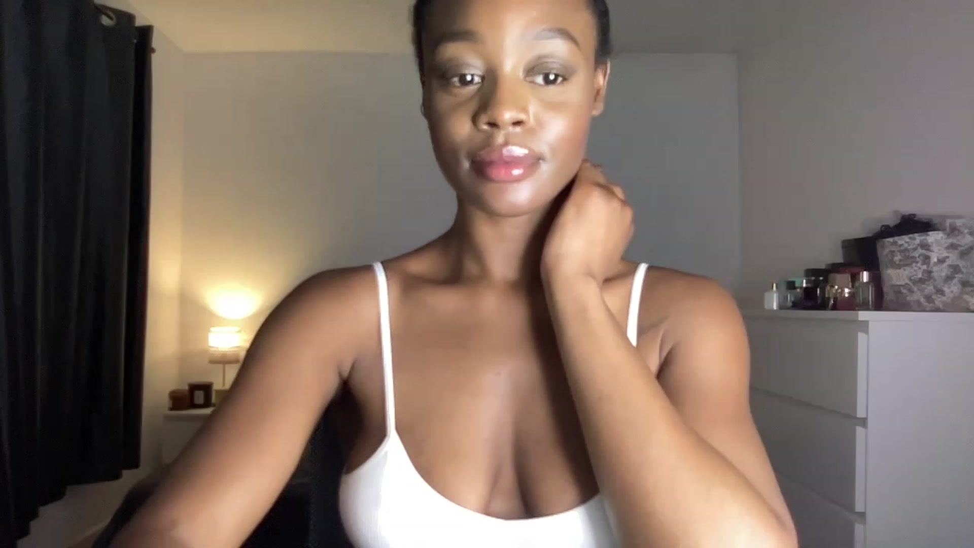 Gallery image thumbnail from SweetXEbony1's myfreecams stream on, 06/20/2023, 23:01 image 11 of 20