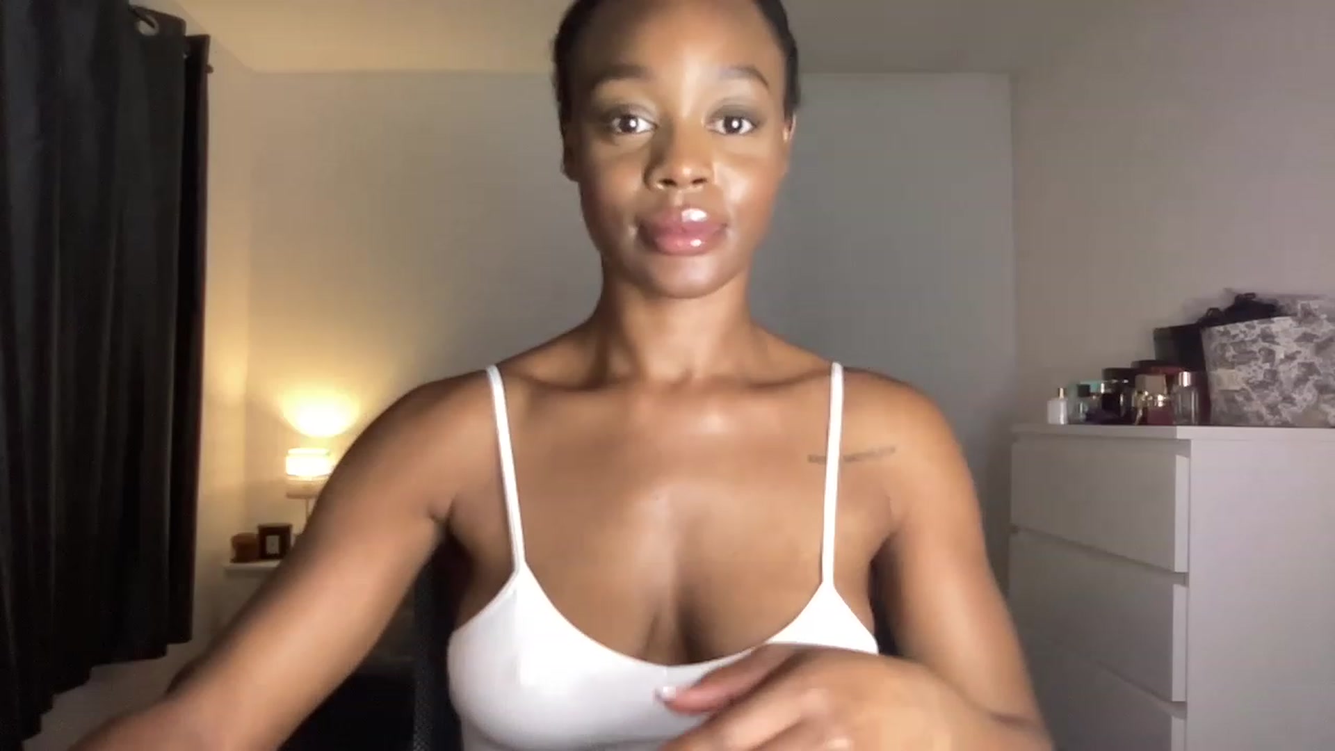 Gallery image thumbnail from SweetXEbony1's myfreecams stream on, 06/20/2023, 23:01 image 18 of 20