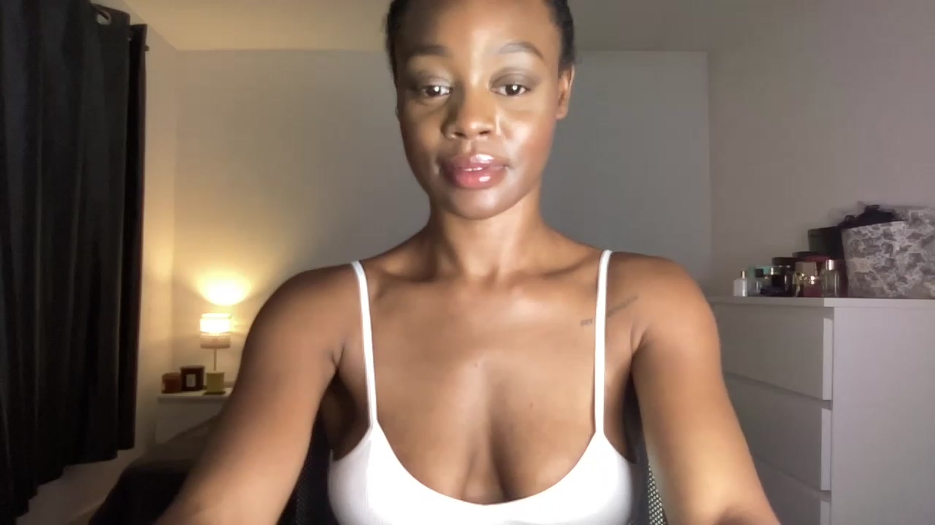 Gallery image thumbnail from SweetXEbony1's myfreecams stream on, 06/20/2023, 23:01 image 14 of 20