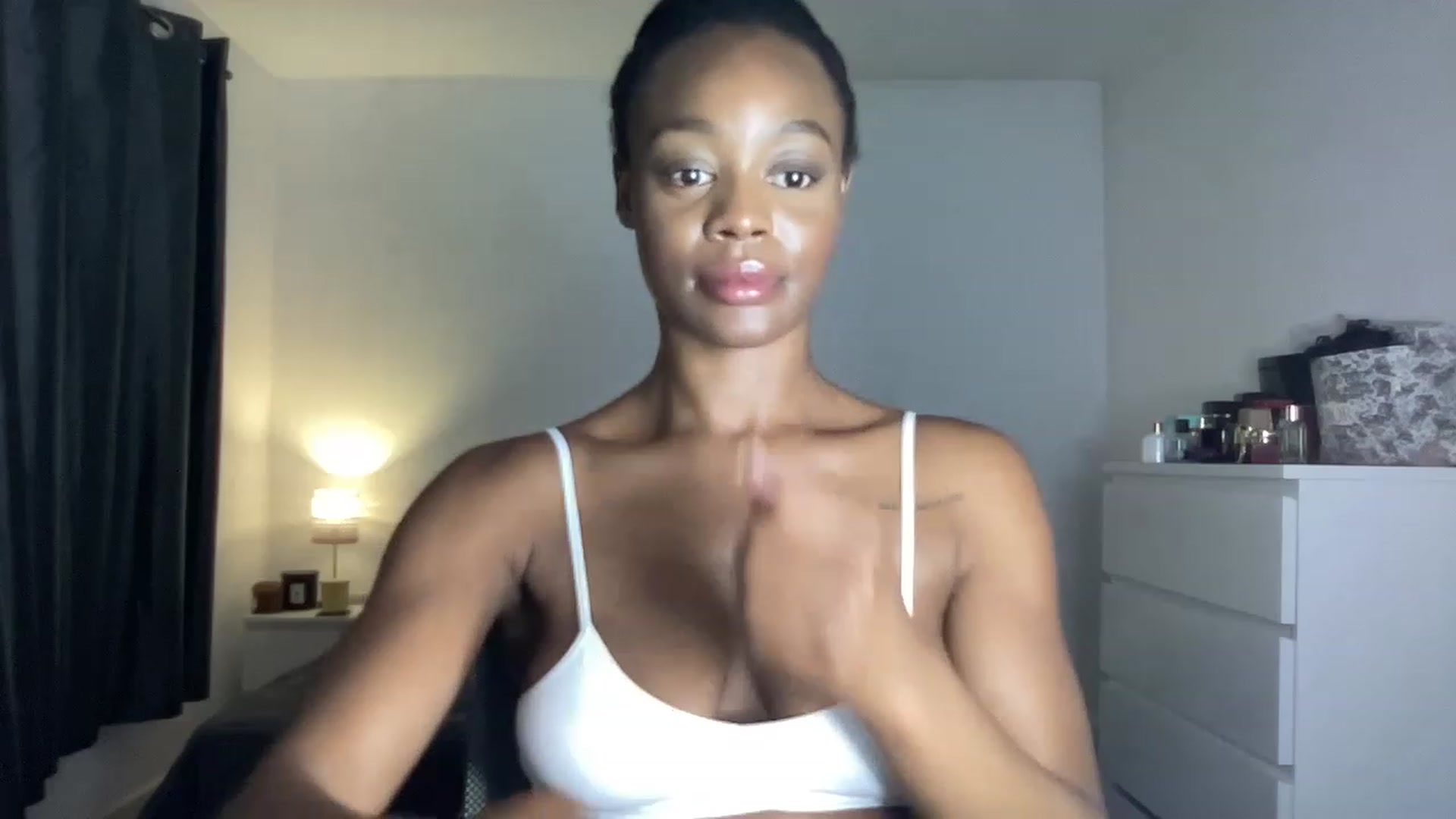 Gallery image thumbnail from SweetXEbony1's myfreecams stream on, 06/20/2023, 23:01 image 7 of 20