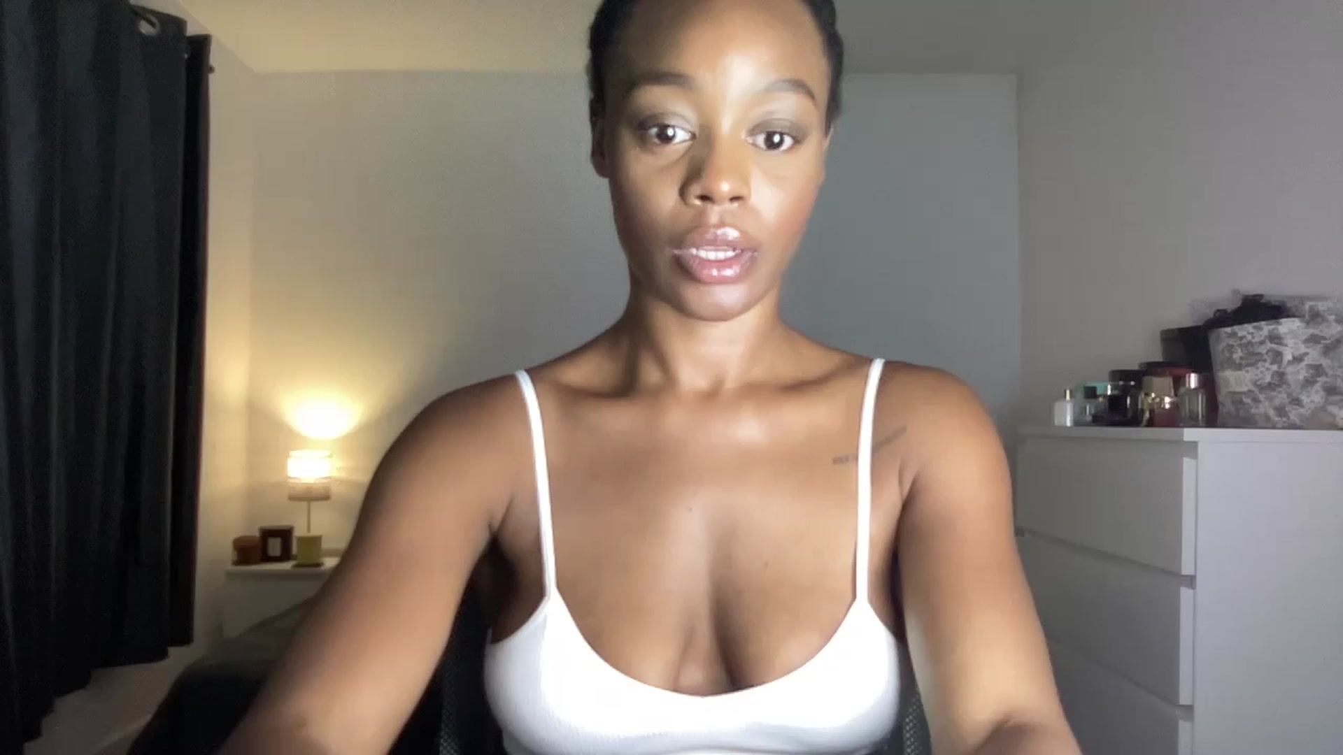 Gallery image thumbnail from SweetXEbony1's myfreecams stream on, 06/20/2023, 23:01 image 1 of 20