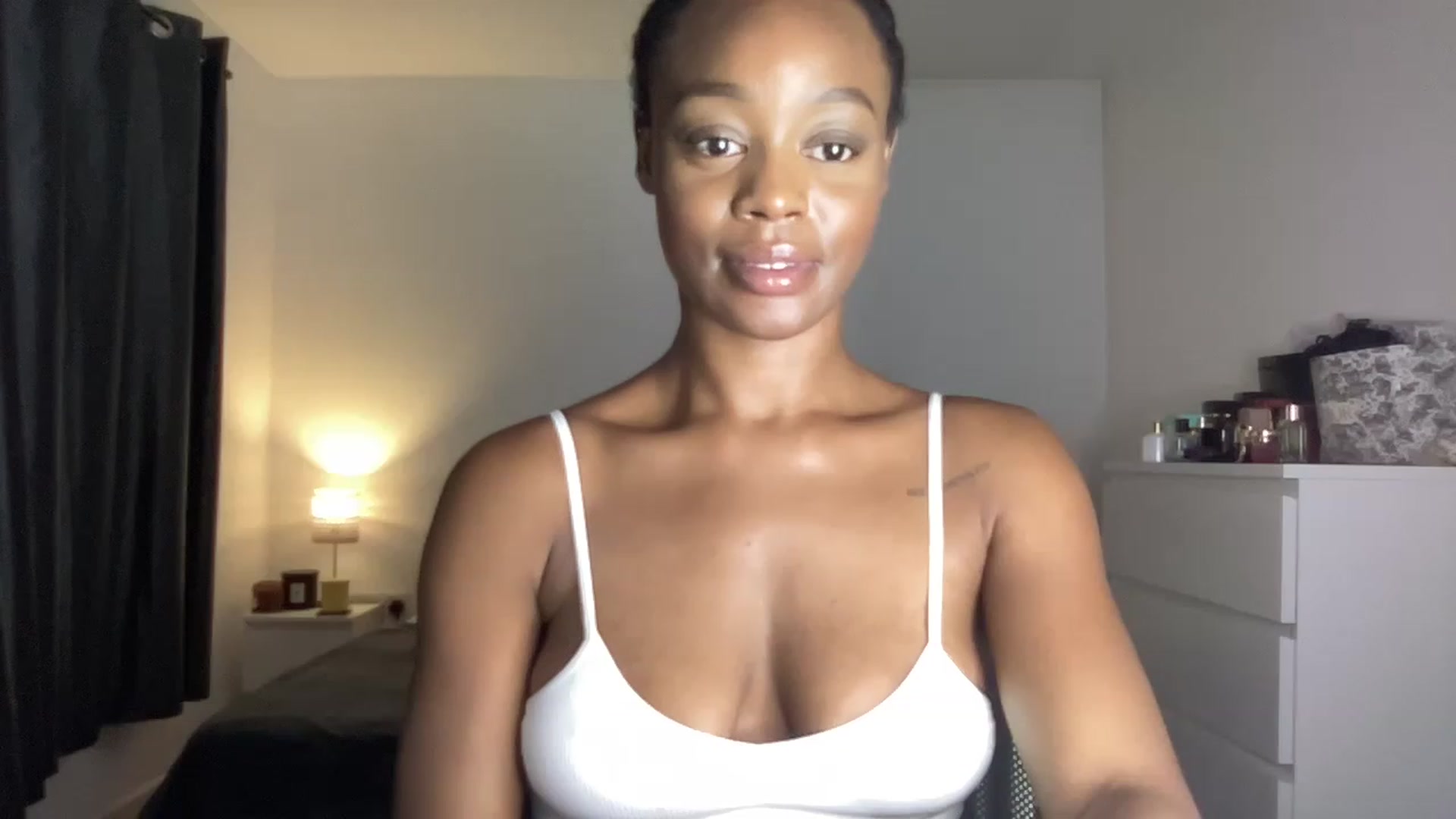 Gallery image thumbnail from SweetXEbony1's myfreecams stream on, 06/20/2023, 23:01 image 4 of 20