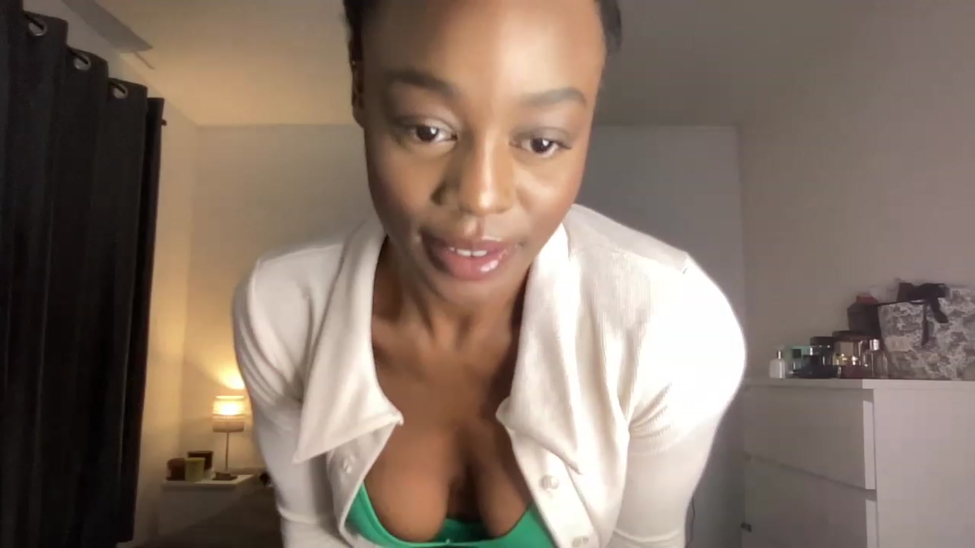 Gallery image thumbnail from SweetXEbony1's myfreecams stream on, 06/28/2023, 20:49 image 9 of 20