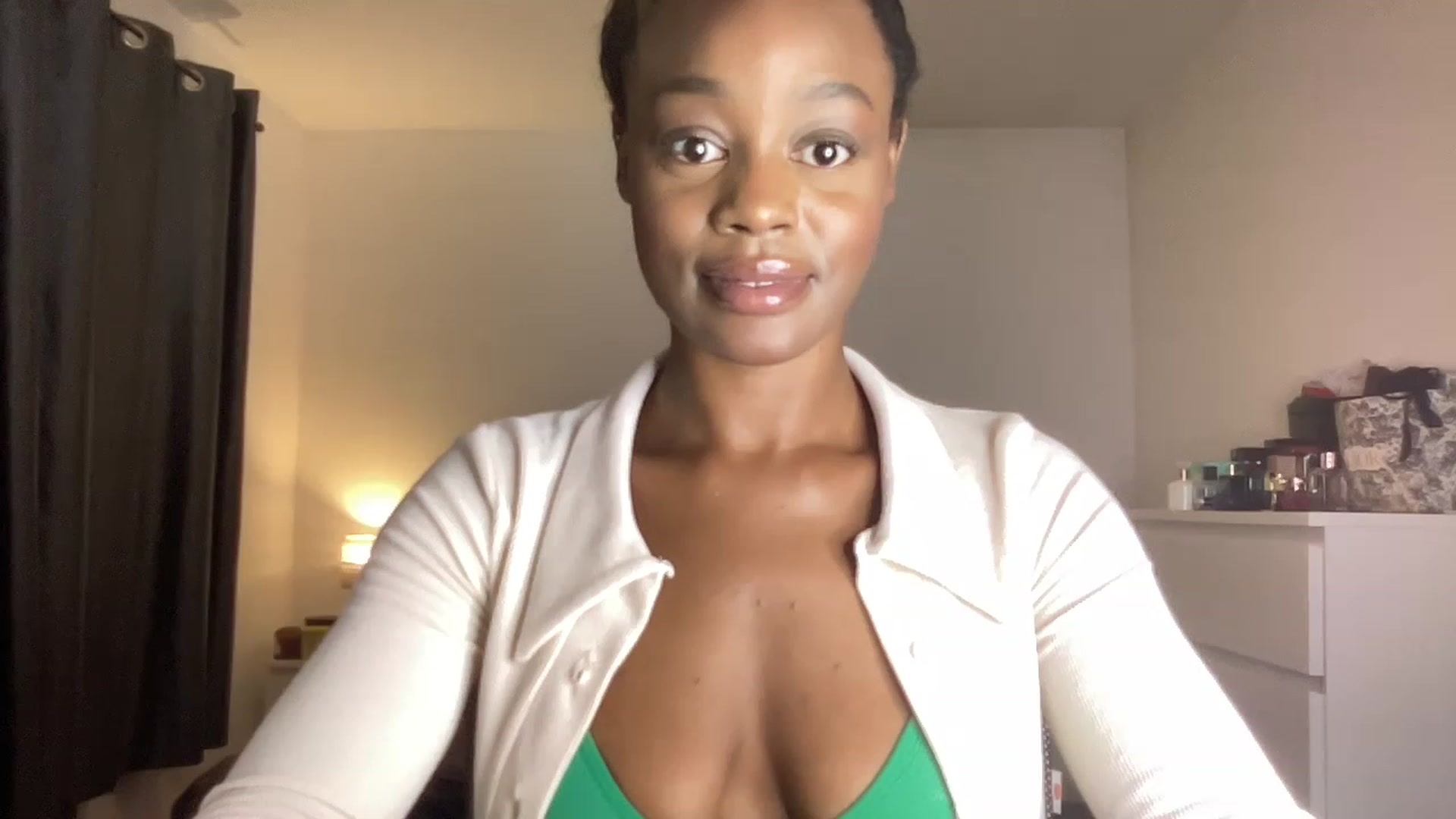 Gallery image thumbnail from SweetXEbony1's myfreecams stream on, 06/28/2023, 21:34 image 13 of 20