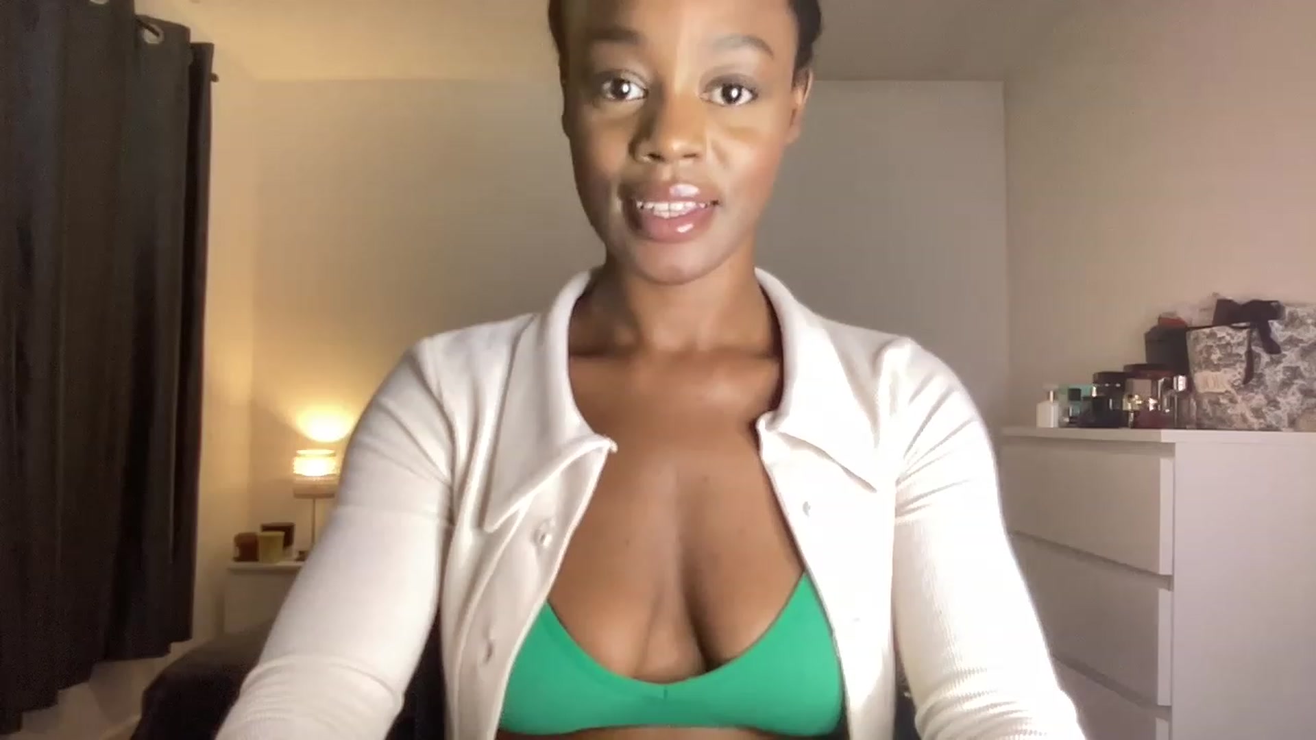 Gallery image thumbnail from SweetXEbony1's myfreecams stream on, 06/28/2023, 21:34 image 16 of 20
