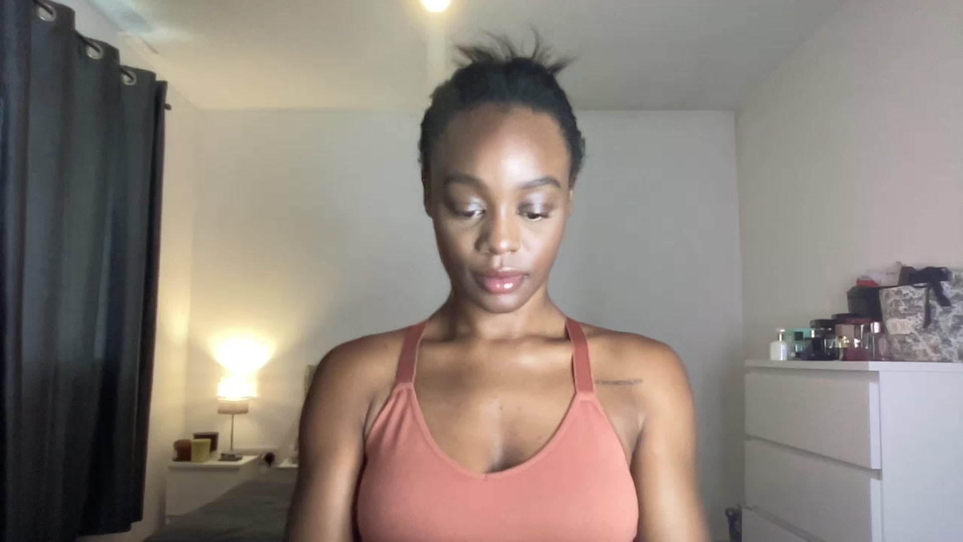 Gallery image thumbnail from SweetXEbony1's myfreecams stream on, 06/30/2023, 15:20 image 2 of 20