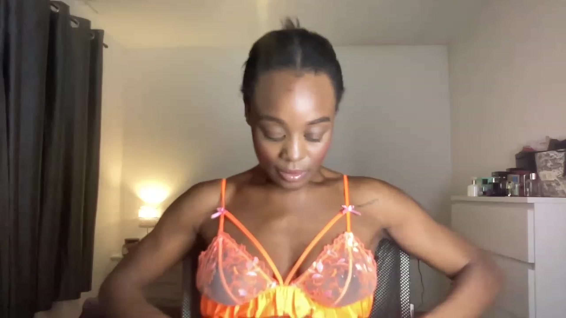 Gallery image thumbnail from SweetXEbony1's myfreecams stream on, 07/05/2023, 22:29 image 15 of 20