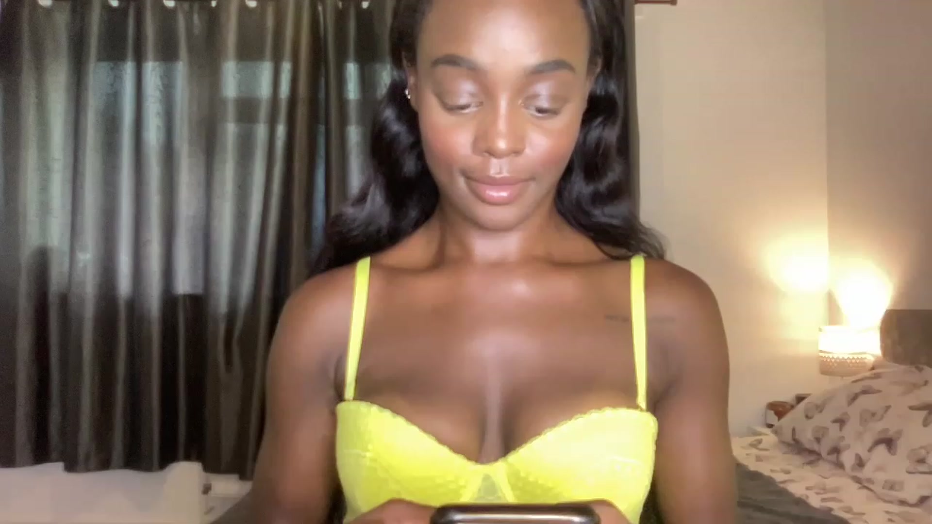 Gallery image thumbnail from SweetXEbony1's myfreecams stream on, 08/24/2023, 17:33 image 12 of 20