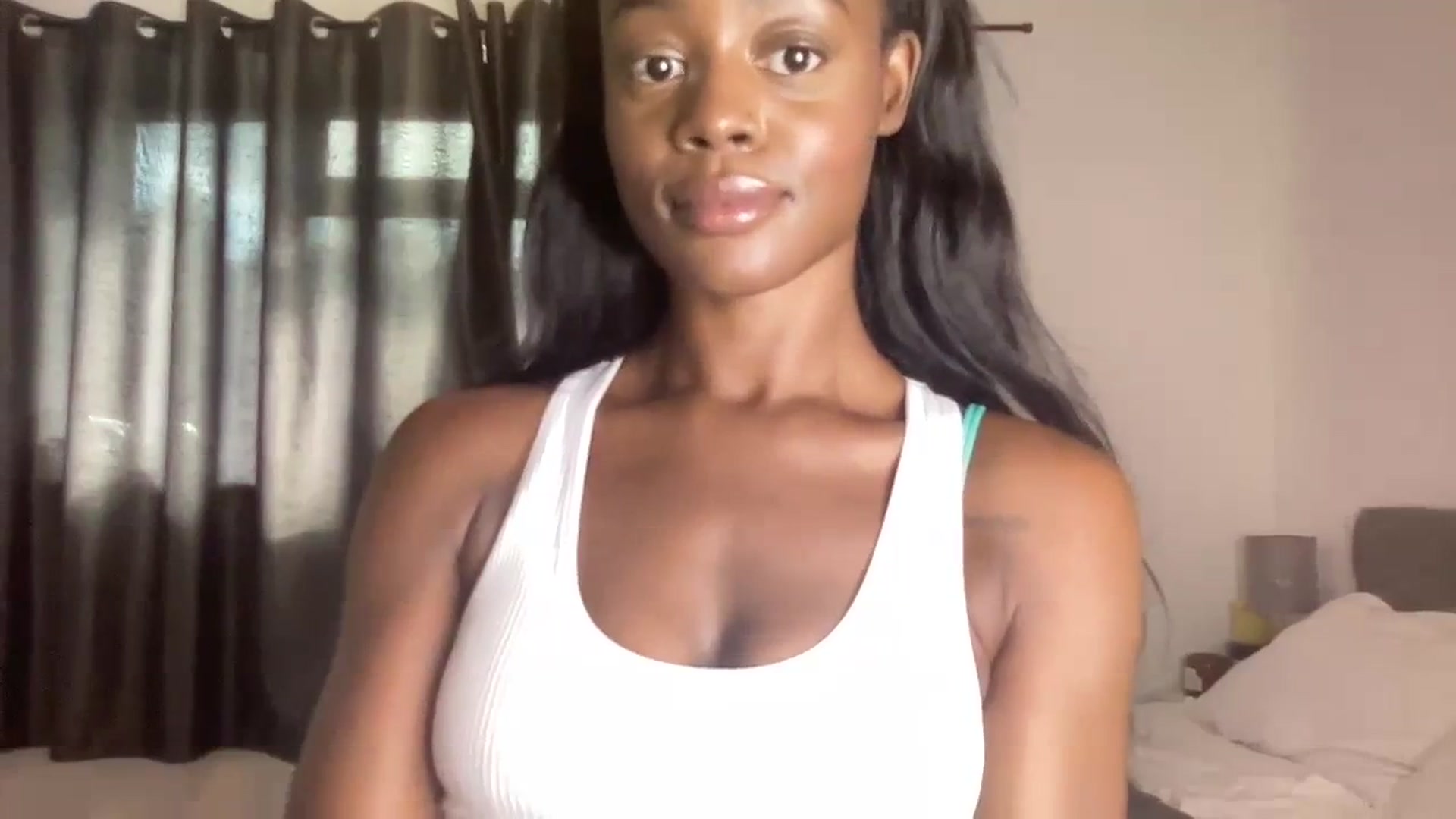 Gallery image thumbnail from SweetXEbony1's myfreecams stream on, 09/13/2023, 14:45 image 10 of 20