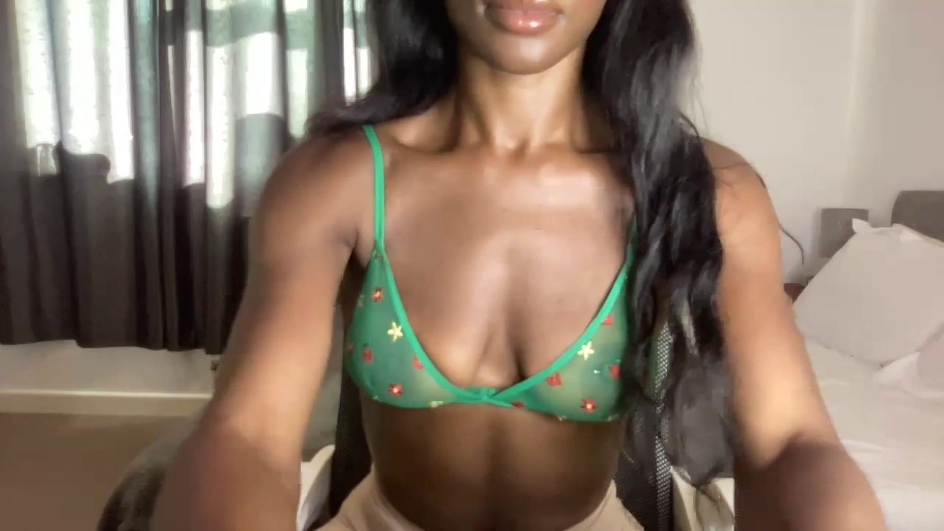 Gallery image thumbnail from SweetXEbony1's myfreecams stream on, 09/22/2023, 14:00 image 10 of 20