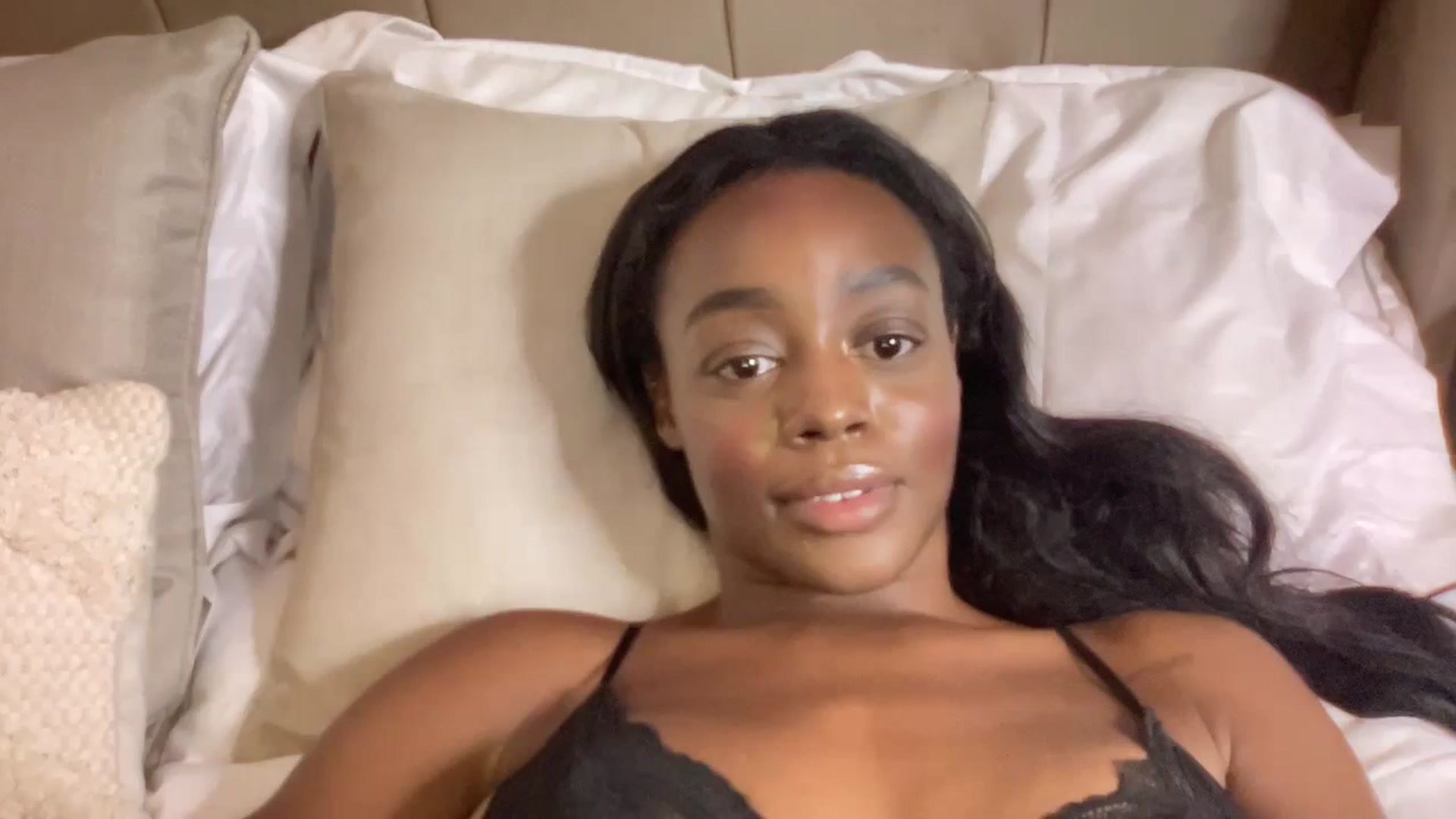 Gallery image thumbnail from SweetXEbony1's myfreecams stream on, 10/02/2023, 08:25 image 5 of 20