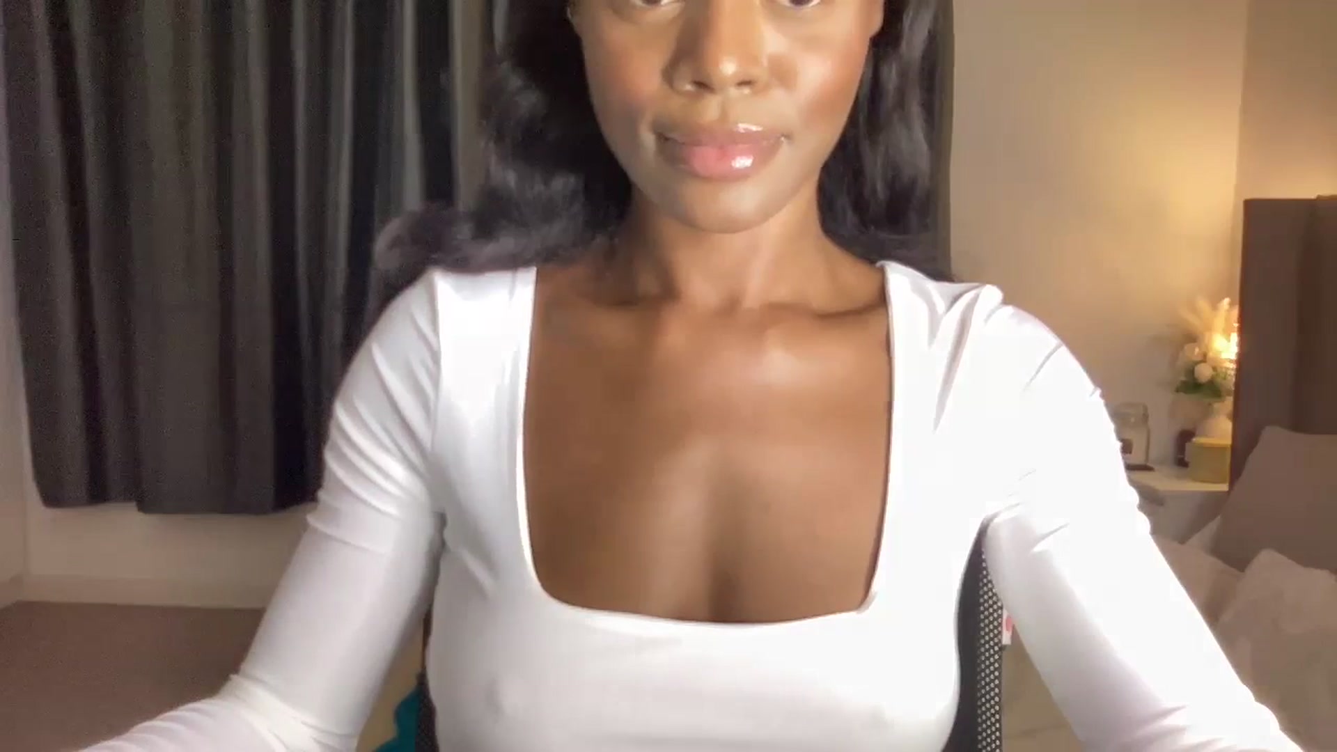 Gallery image thumbnail from SweetXEbony1's myfreecams stream on, 10/16/2023, 20:24 image 9 of 20