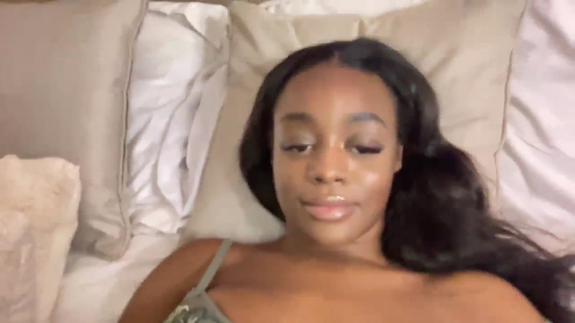 Gallery image thumbnail from SweetXEbony1's myfreecams stream on, 10/23/2023, 23:19 image 9 of 20