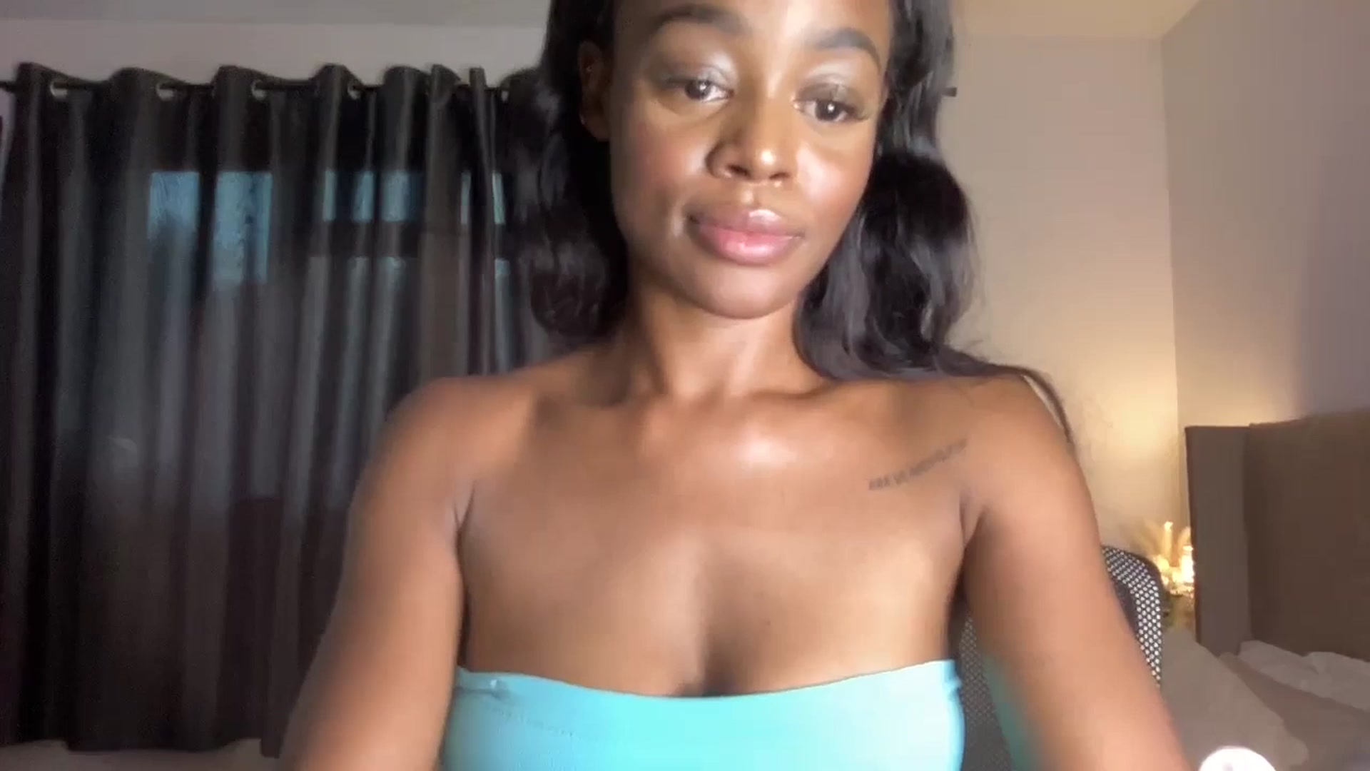 Gallery image thumbnail from SweetXEbony1's myfreecams stream on, 11/07/2023, 15:55 image 18 of 20