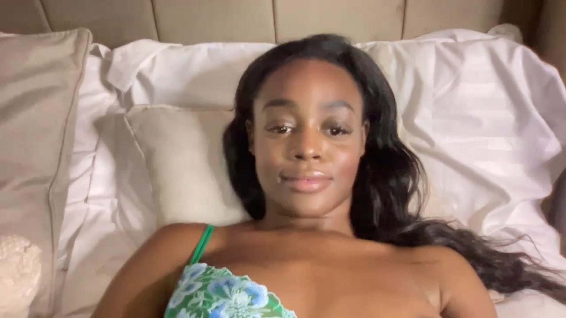 Gallery image thumbnail from SweetXEbony1's myfreecams stream on, 11/08/2023, 01:37 image 19 of 20