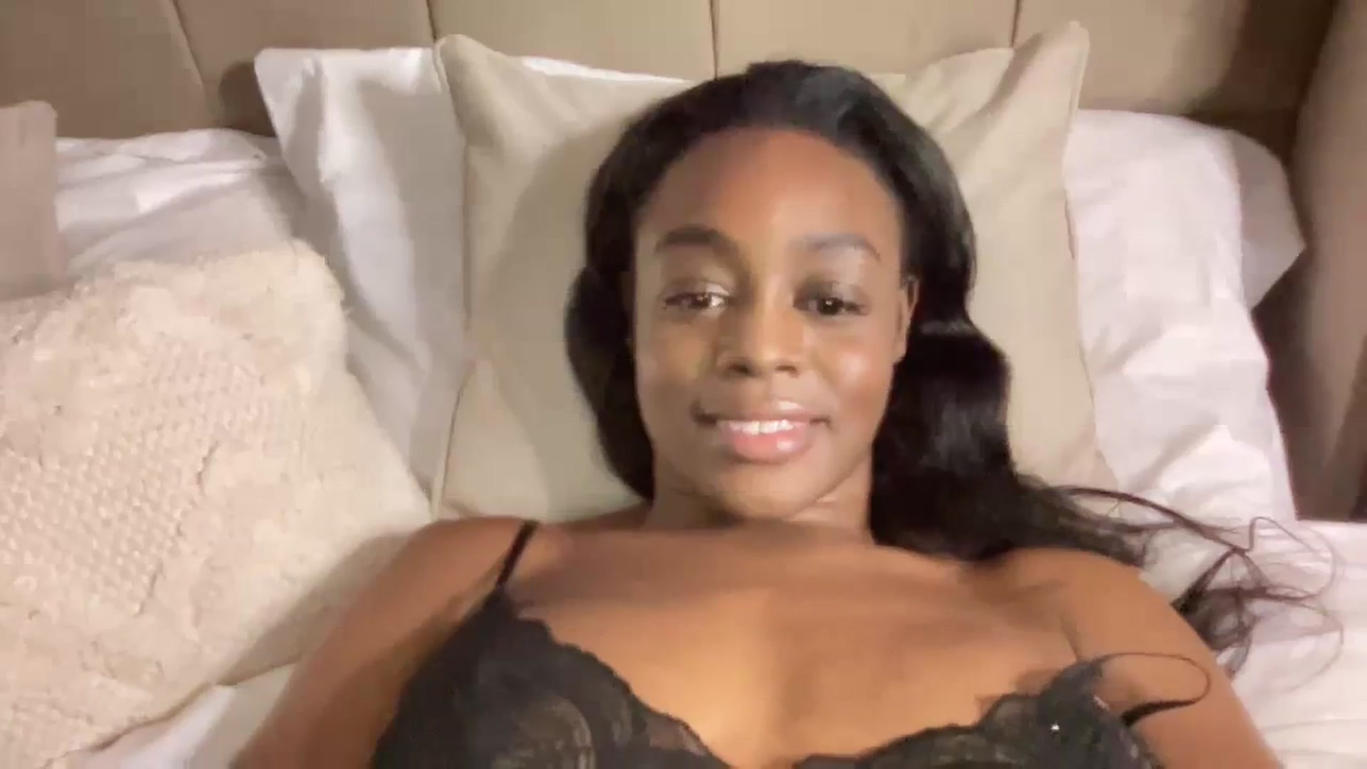 Gallery image thumbnail from SweetXEbony1's myfreecams stream on, 11/14/2023, 02:22 image 3 of 20