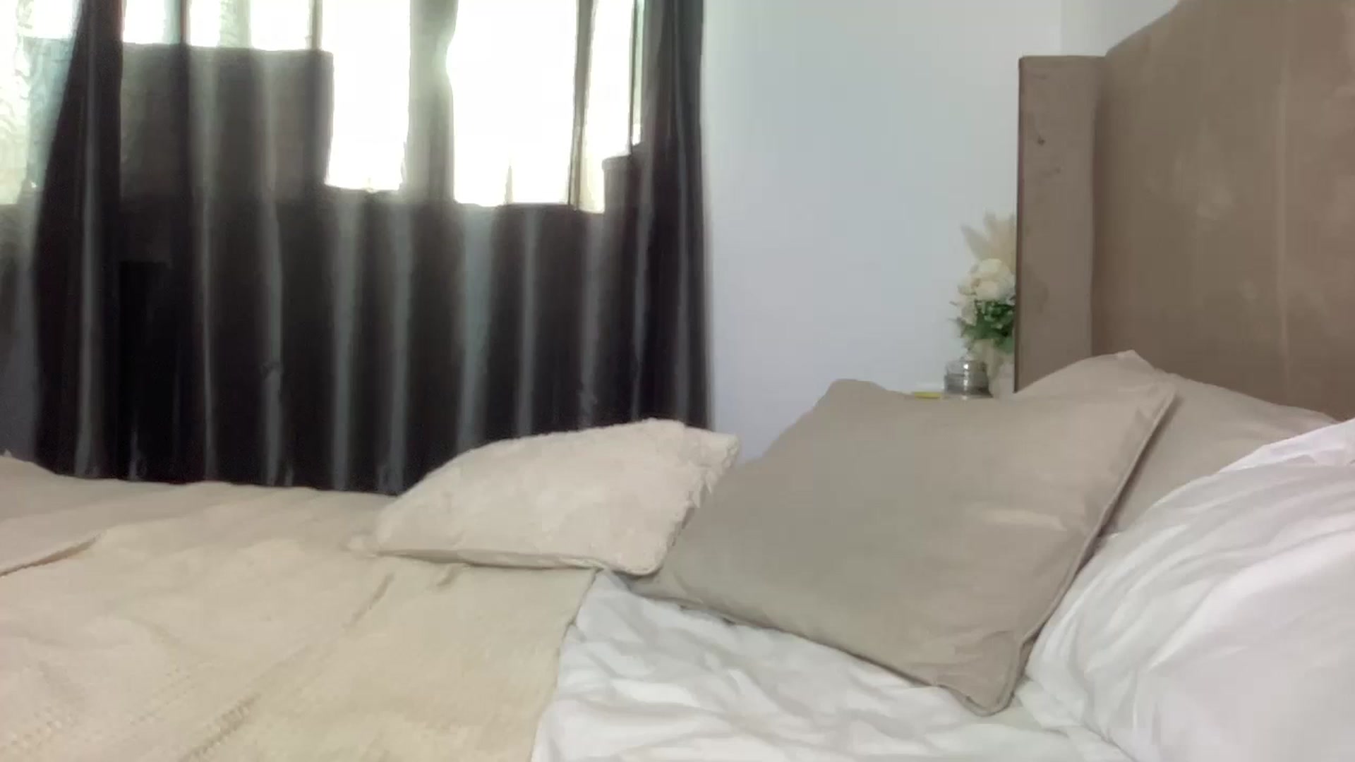 Gallery image thumbnail from SweetXEbony1's myfreecams stream on, 11/17/2023, 13:48 image 11 of 20