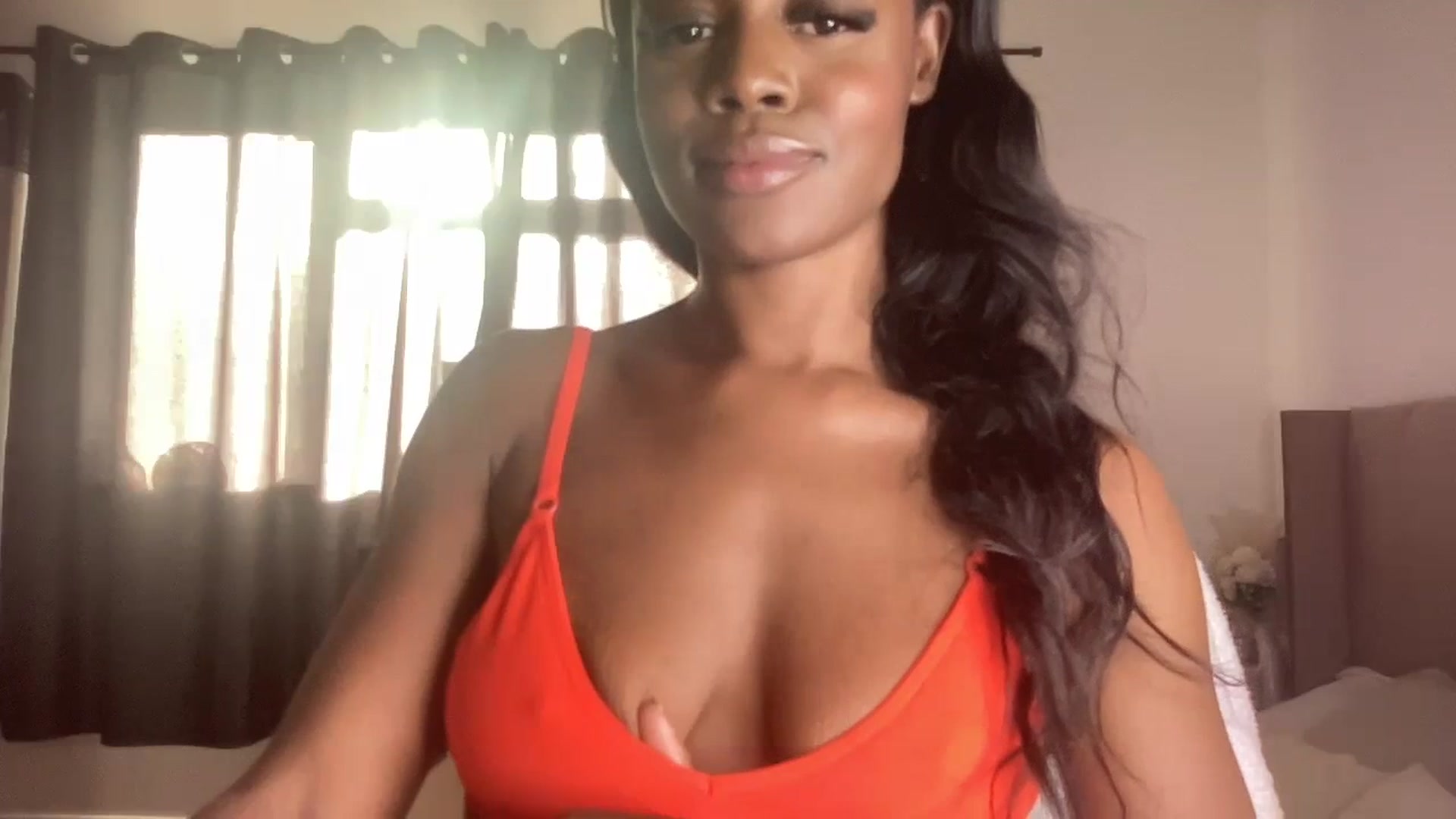 Gallery image thumbnail from SweetXEbony1's myfreecams stream on, 11/21/2023, 13:16 image 12 of 20