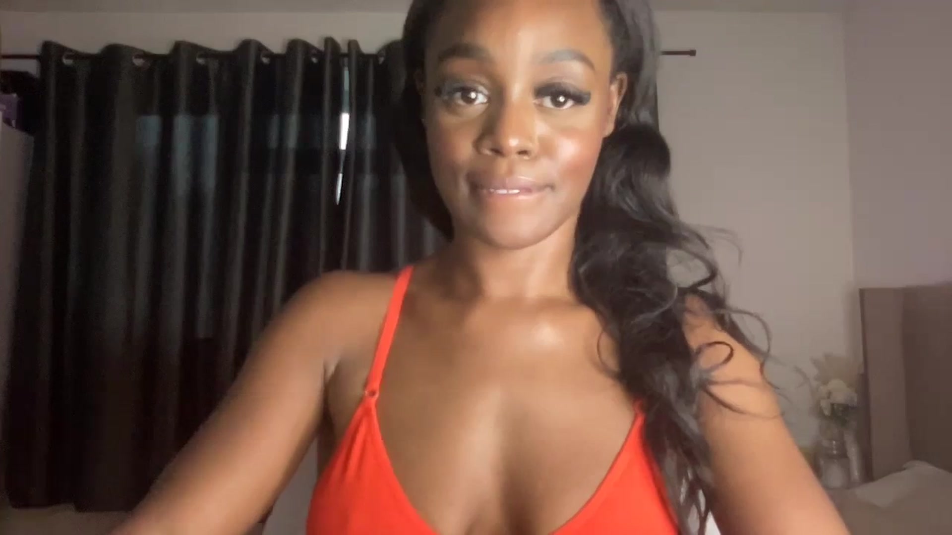 Gallery image thumbnail from SweetXEbony1's myfreecams stream on, 11/21/2023, 15:39 image 10 of 20