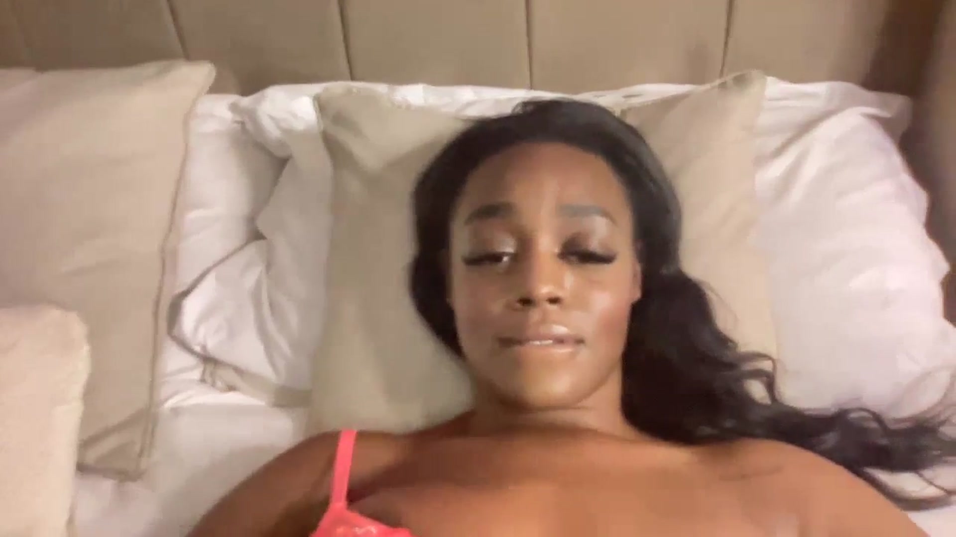 Gallery image thumbnail from SweetXEbony1's myfreecams stream on, 11/22/2023, 01:26 image 3 of 20