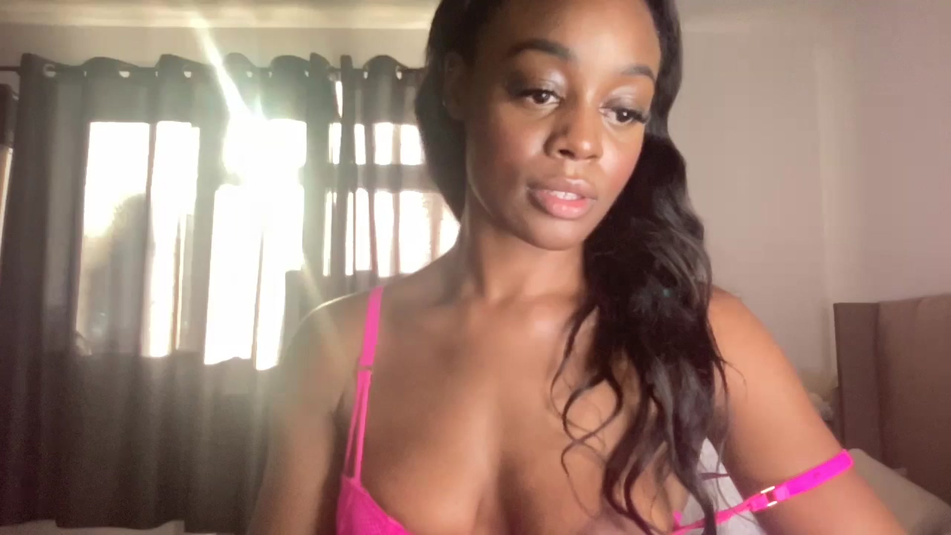Gallery image thumbnail from SweetXEbony1's myfreecams stream on, 11/24/2023, 13:13 image 18 of 20