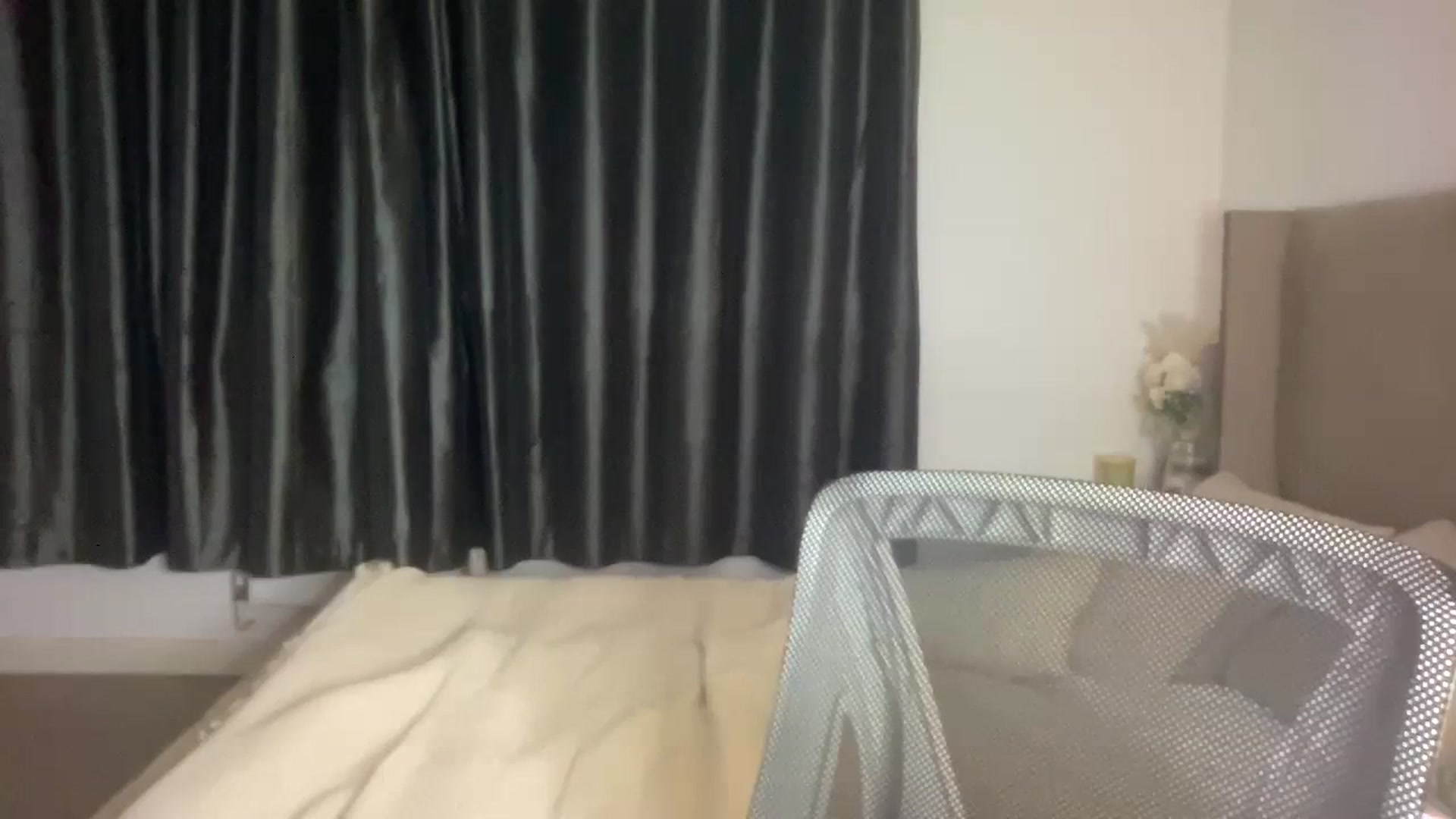 Gallery image thumbnail from SweetXEbony1's myfreecams stream on, 12/08/2023, 18:24 image 14 of 20