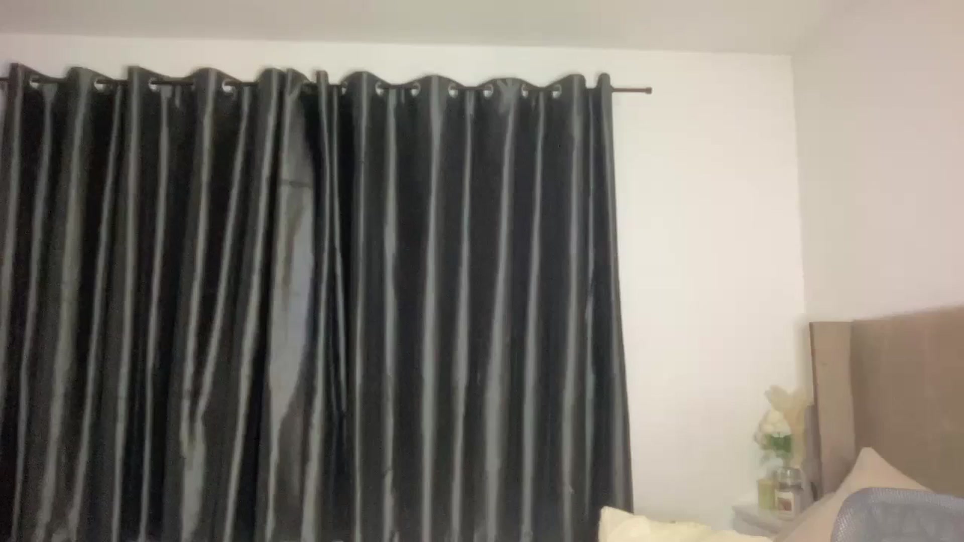 Gallery image thumbnail from SweetXEbony1's myfreecams stream on, 12/19/2023, 23:01 image 19 of 20