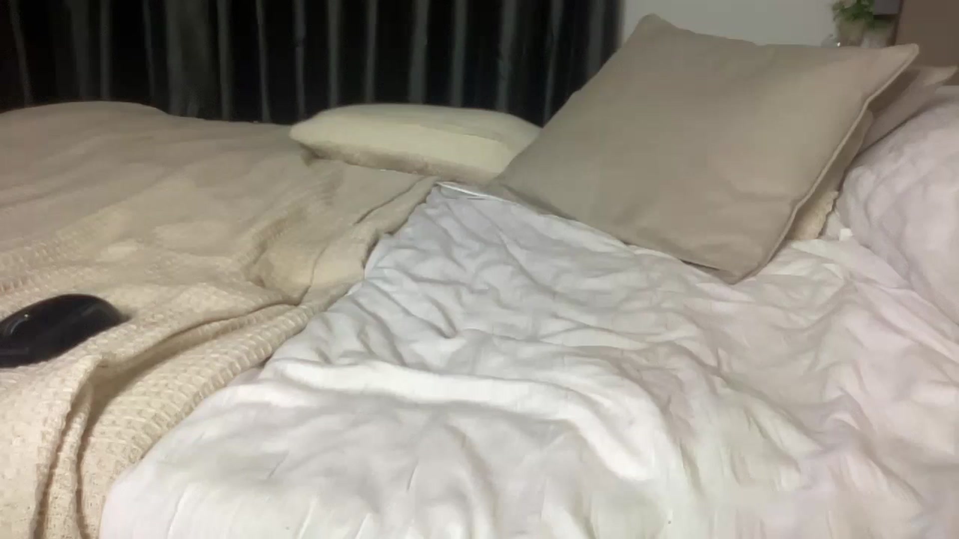 Gallery image thumbnail from SweetXEbony1's myfreecams stream on, 01/09/2024, 03:02 image 14 of 20