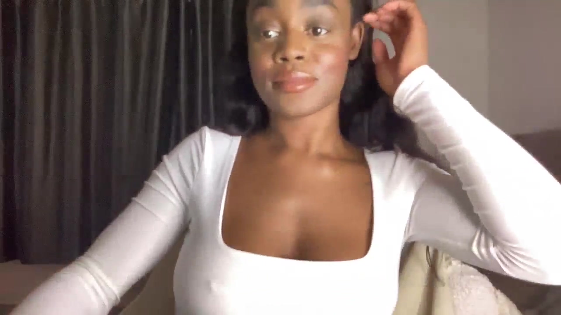 Gallery image thumbnail from SweetXEbony1's myfreecams stream on, 01/23/2024, 17:04 image 8 of 20