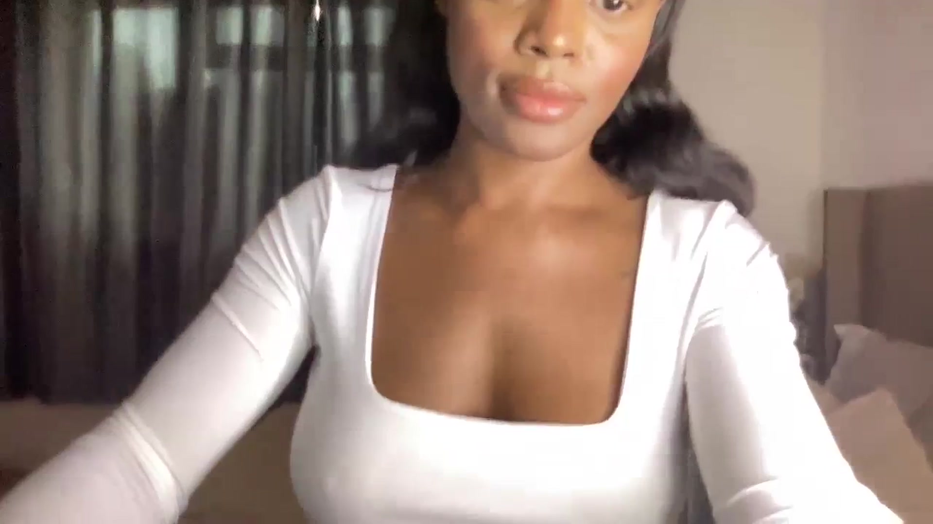 Gallery image thumbnail from SweetXEbony1's myfreecams stream on, 01/25/2024, 14:03 image 13 of 20