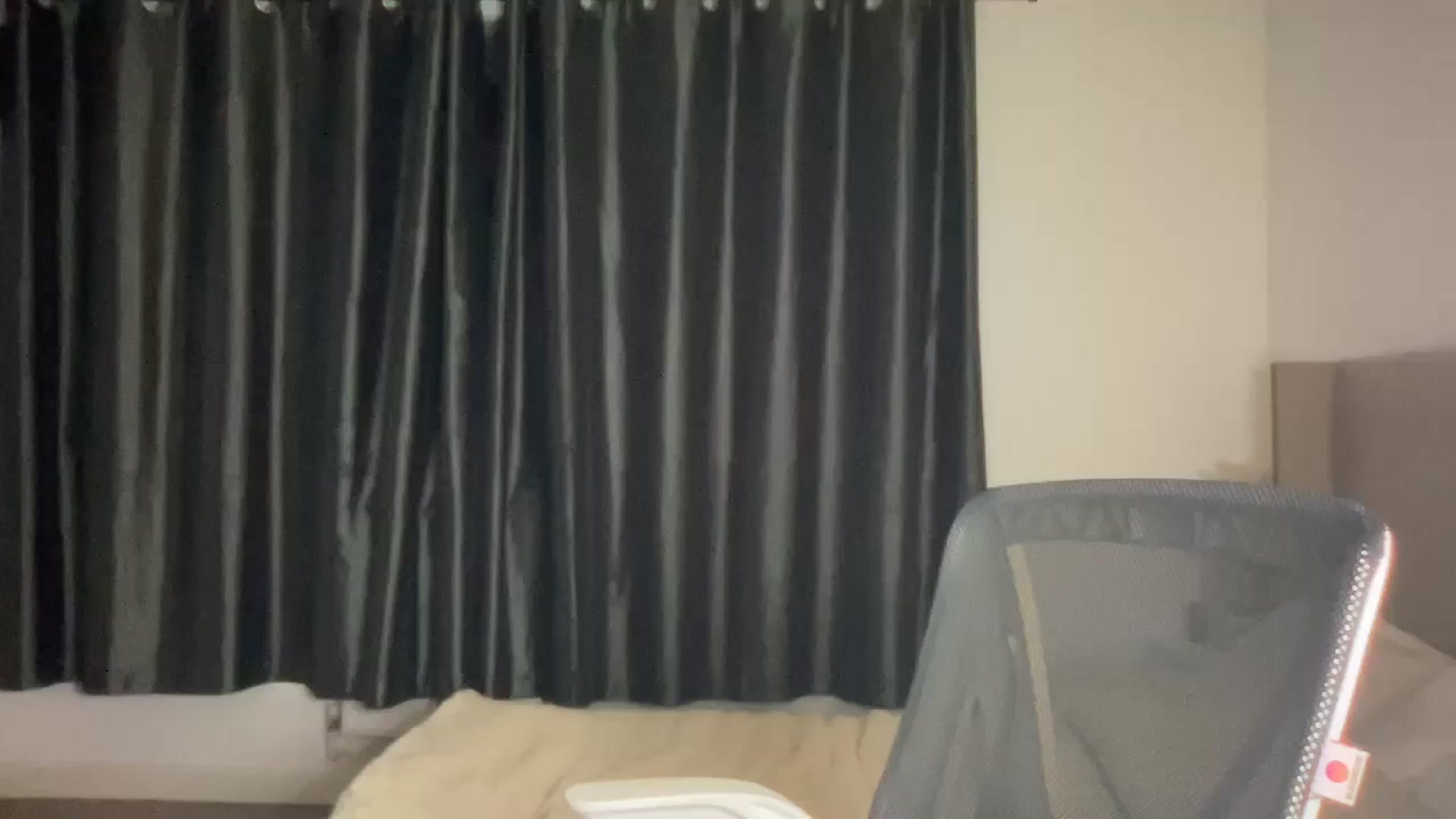 Gallery image thumbnail from SweetXEbony1's myfreecams stream on, 02/06/2024, 22:39 image 18 of 20