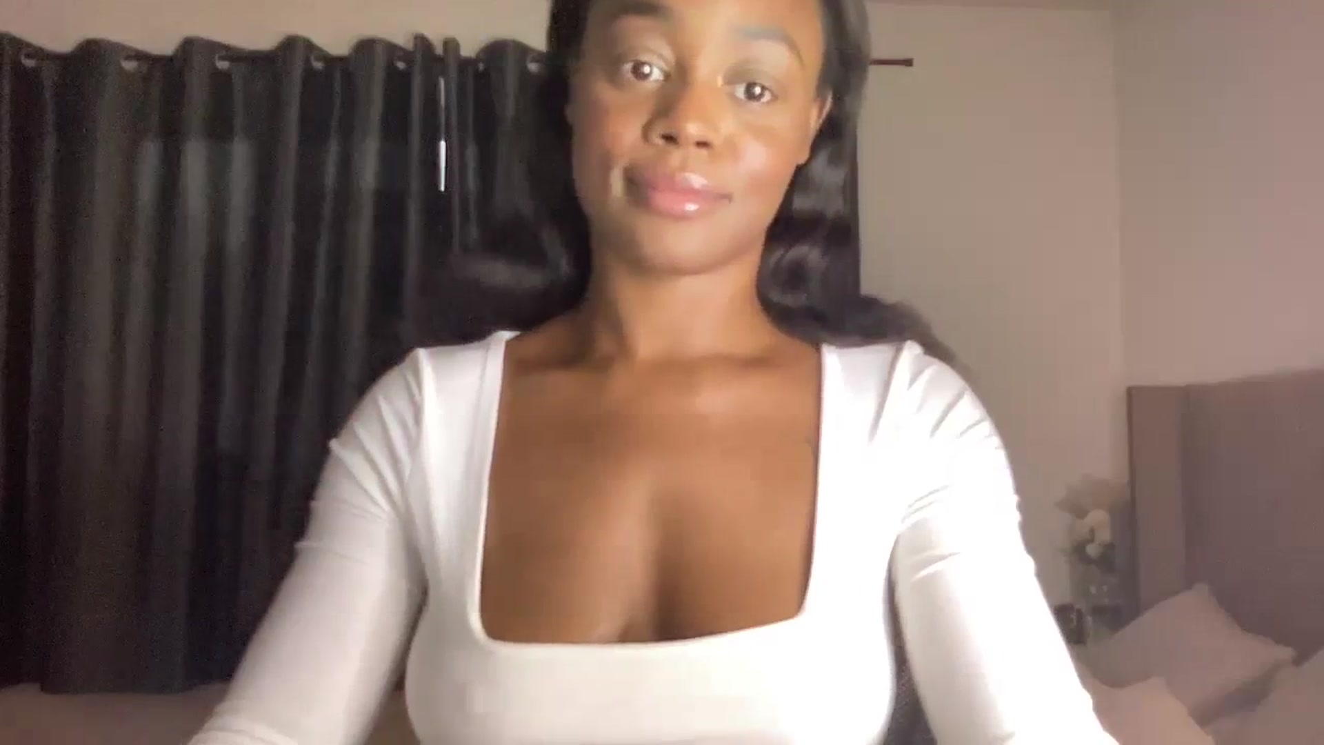 Gallery image thumbnail from SweetXEbony1's myfreecams stream on, 02/15/2024, 17:01 image 9 of 20