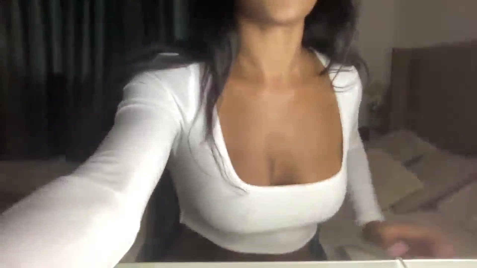 Gallery image thumbnail from SweetXEbony1's myfreecams stream on, 02/21/2024, 17:07 image 3 of 20