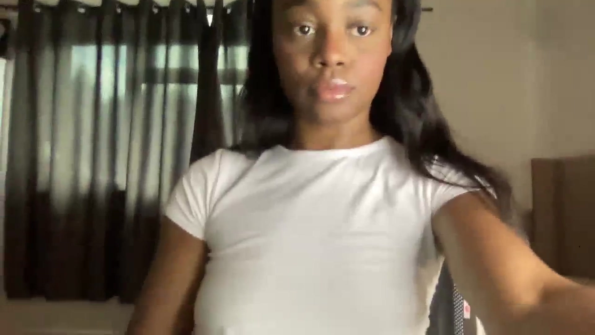 Gallery image thumbnail from SweetXEbony1's myfreecams stream on, 02/26/2024, 16:02 image 5 of 20