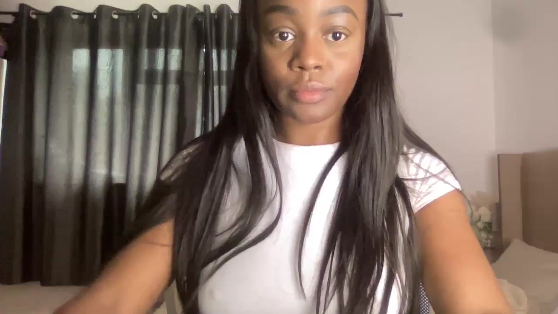 Gallery image thumbnail from SweetXEbony1's myfreecams stream on, 04/04/2024, 12:58 image 3 of 20