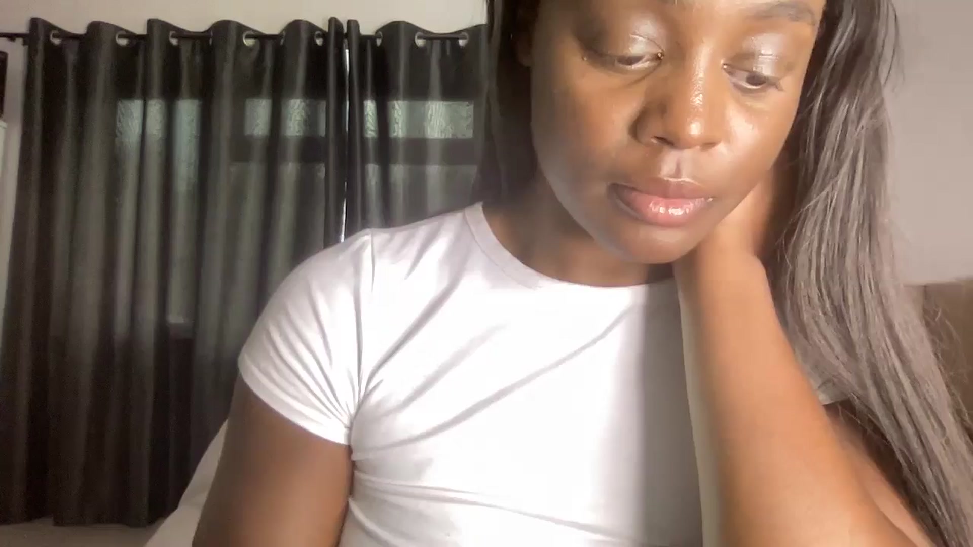 Gallery image thumbnail from SweetXEbony1's myfreecams stream on, 05/15/2024, 15:41 image 19 of 20