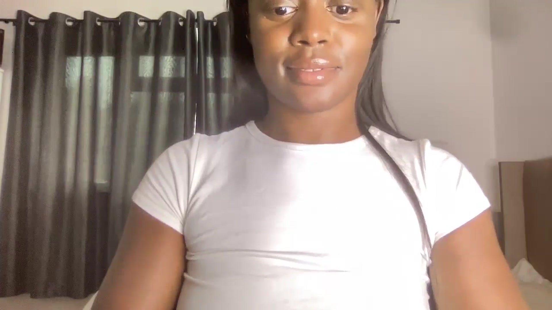 Gallery image thumbnail from SweetXEbony1's myfreecams stream on, 05/15/2024, 15:41 image 16 of 20