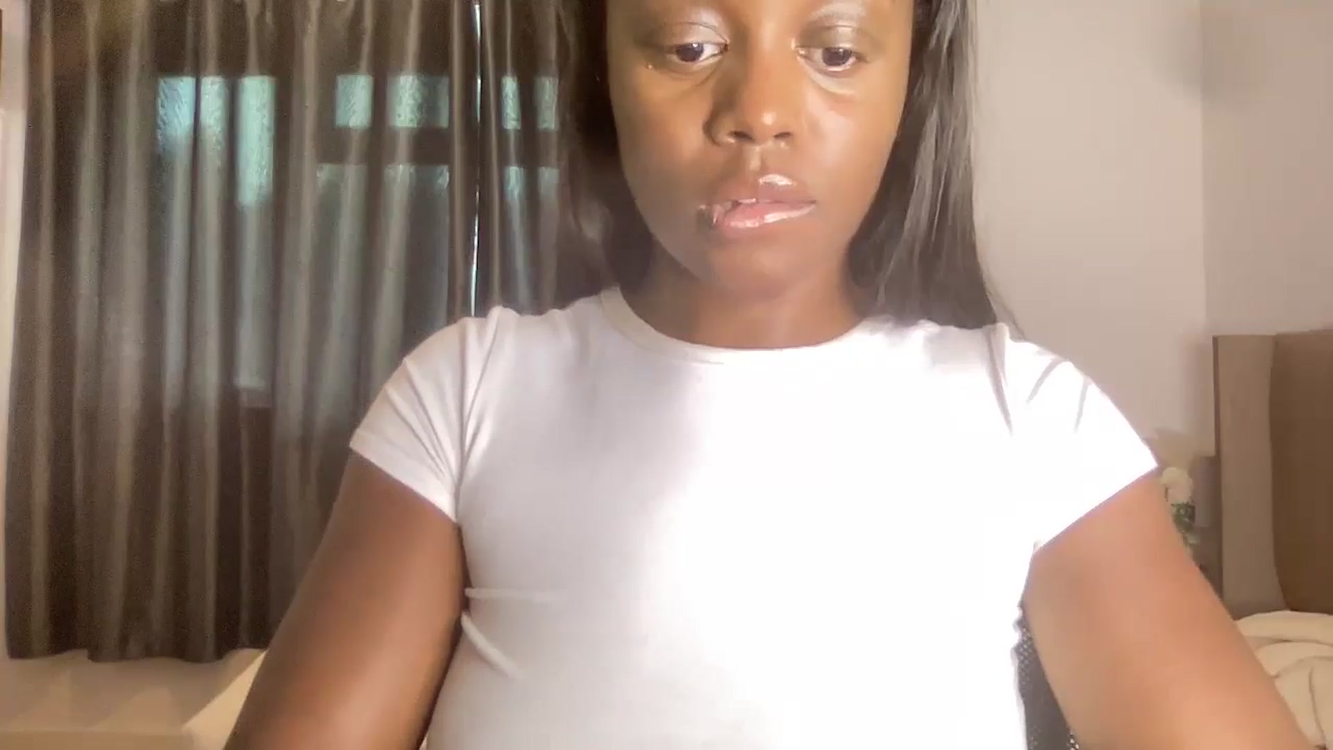 Gallery image thumbnail from SweetXEbony1's myfreecams stream on, 05/15/2024, 18:27 image 19 of 20