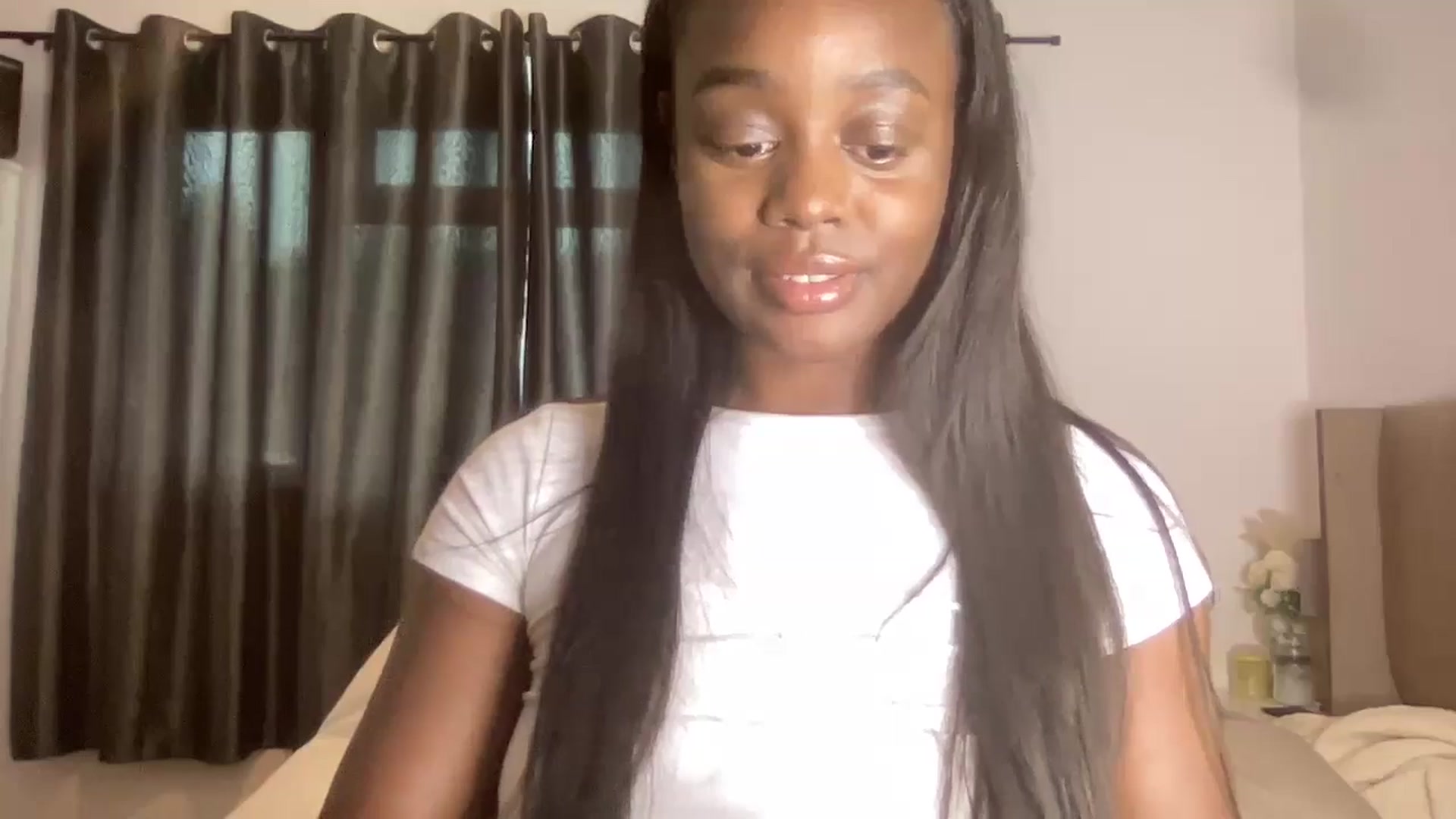 Gallery image thumbnail from SweetXEbony1's myfreecams stream on, 05/15/2024, 18:27 image 4 of 20