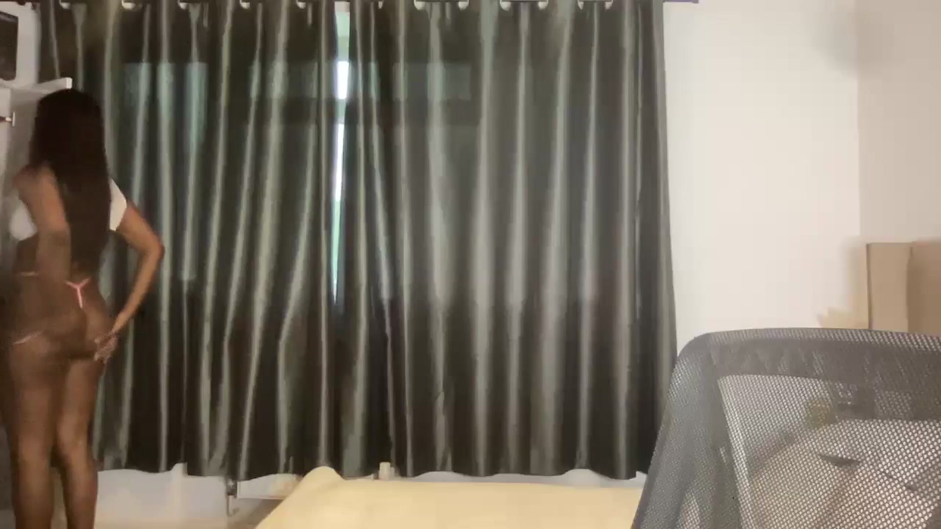 Gallery image thumbnail from SweetXEbony1's myfreecams stream on, 05/16/2024, 13:45 image 19 of 20