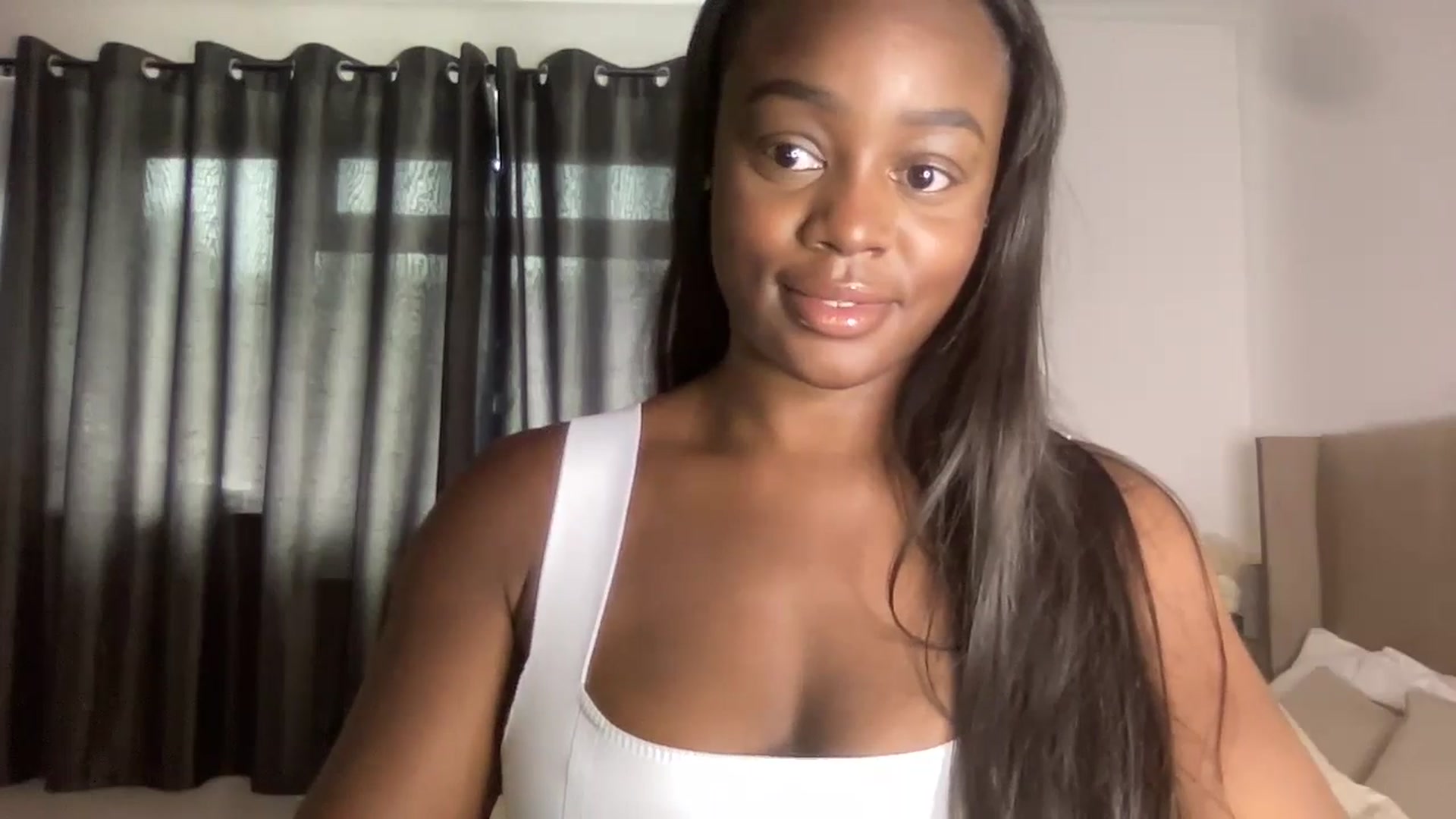 Gallery image thumbnail from SweetXEbony1's myfreecams stream on, 05/21/2024, 11:16 image 3 of 20