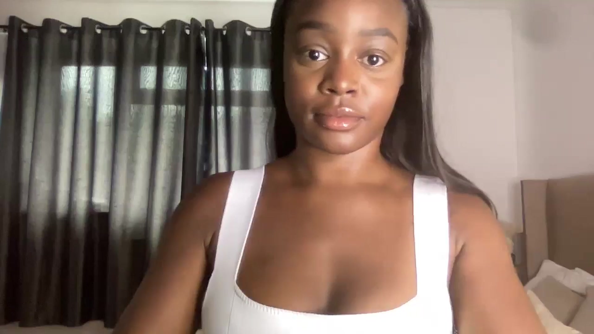 Gallery image thumbnail from SweetXEbony1's myfreecams stream on, 05/21/2024, 11:16 image 11 of 20