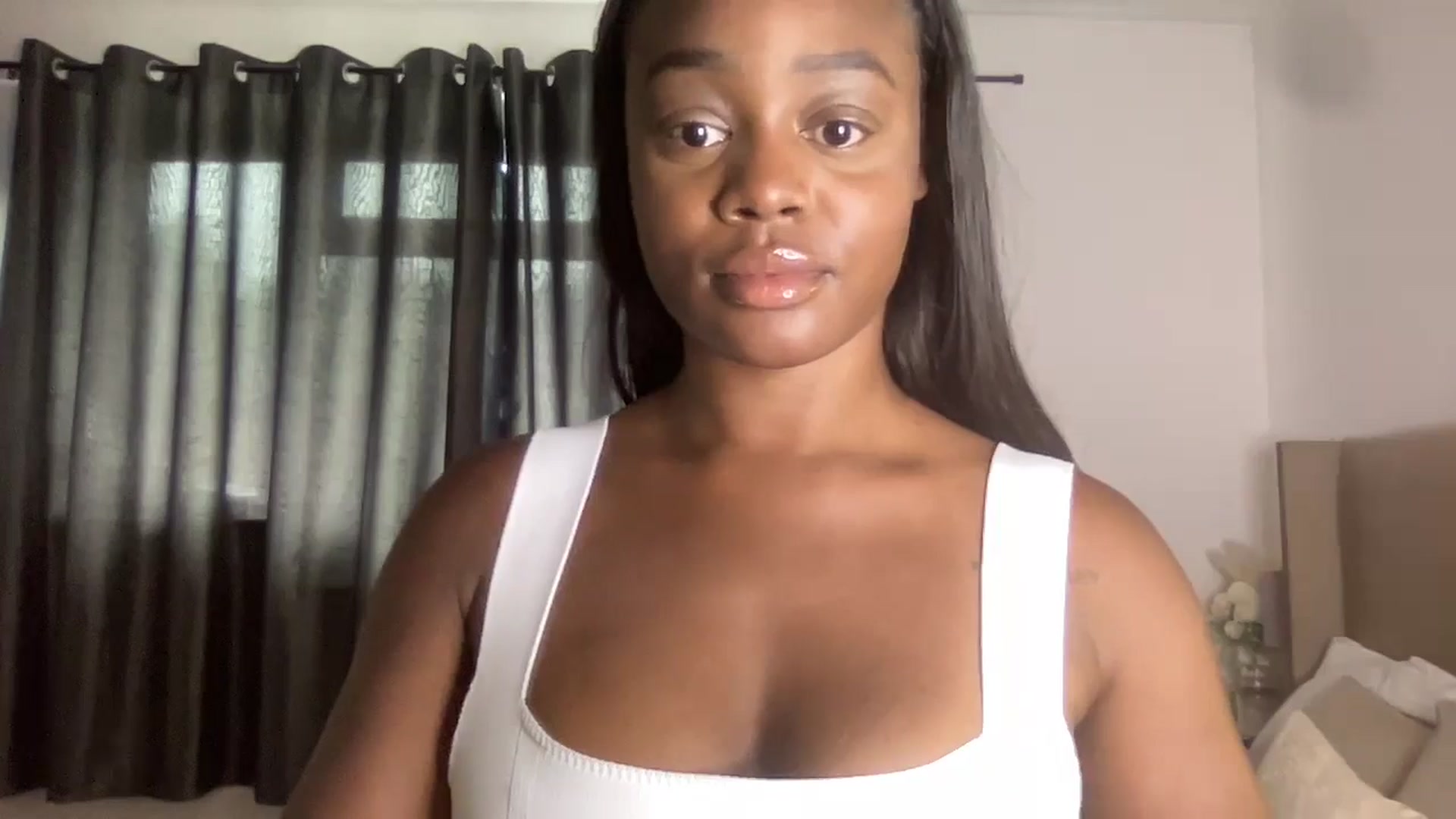 Gallery image thumbnail from SweetXEbony1's myfreecams stream on, 05/21/2024, 11:16 image 14 of 20