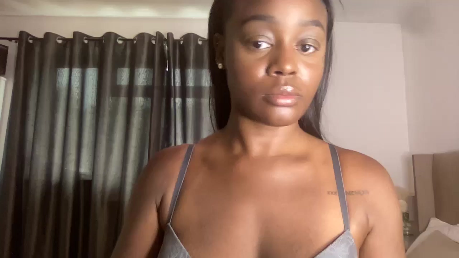 Gallery image thumbnail from SweetXEbony1's myfreecams stream on, 05/21/2024, 13:01 image 1 of 20