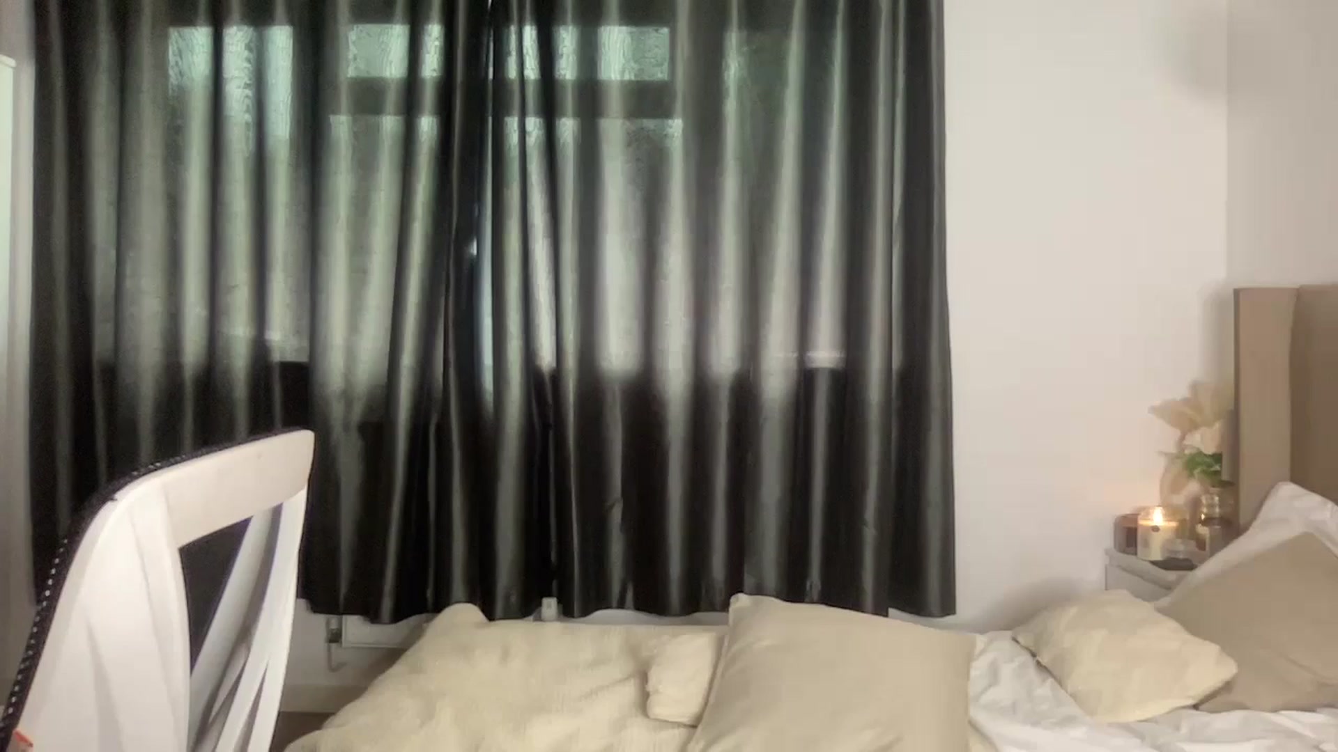 Gallery image thumbnail from SweetXEbony1's myfreecams stream on, 05/31/2024, 15:23 image 10 of 20