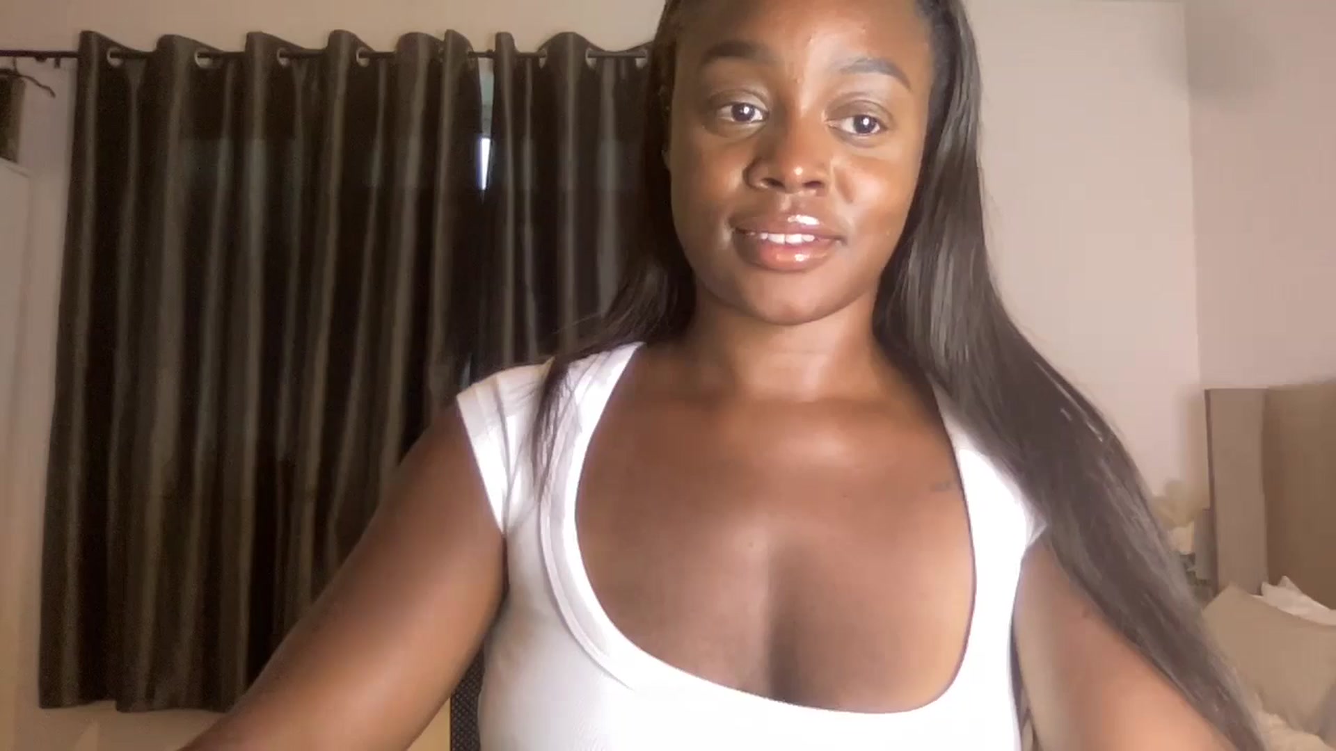 Gallery image thumbnail from SweetXEbony1's myfreecams stream on, 06/03/2024, 20:24 image 3 of 20