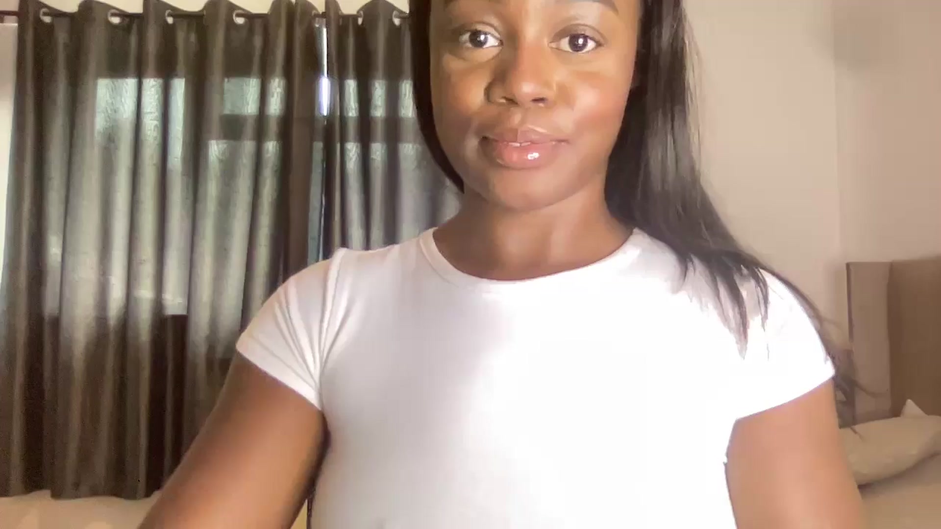 Gallery image thumbnail from SweetXEbony1's myfreecams stream on, 06/04/2024, 14:34 image 4 of 20
