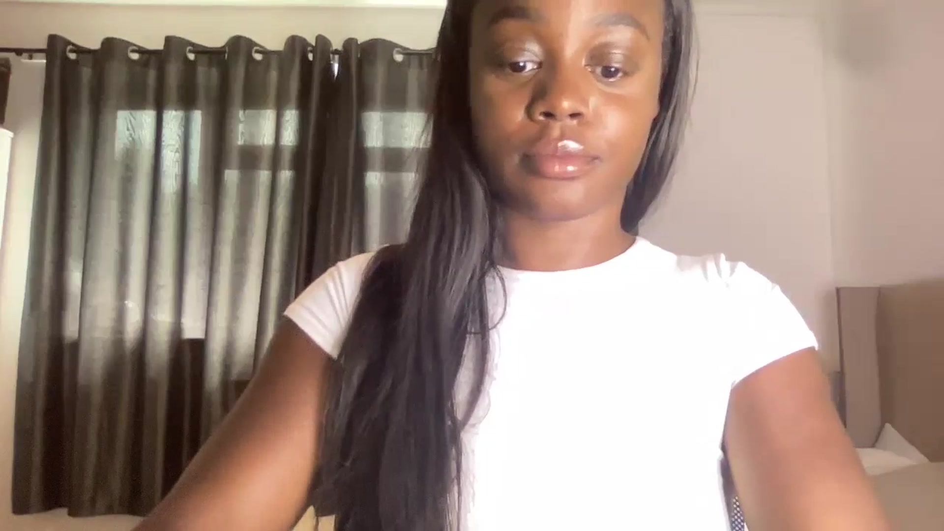 Gallery image thumbnail from SweetXEbony1's myfreecams stream on, 06/06/2024, 14:43 image 13 of 20